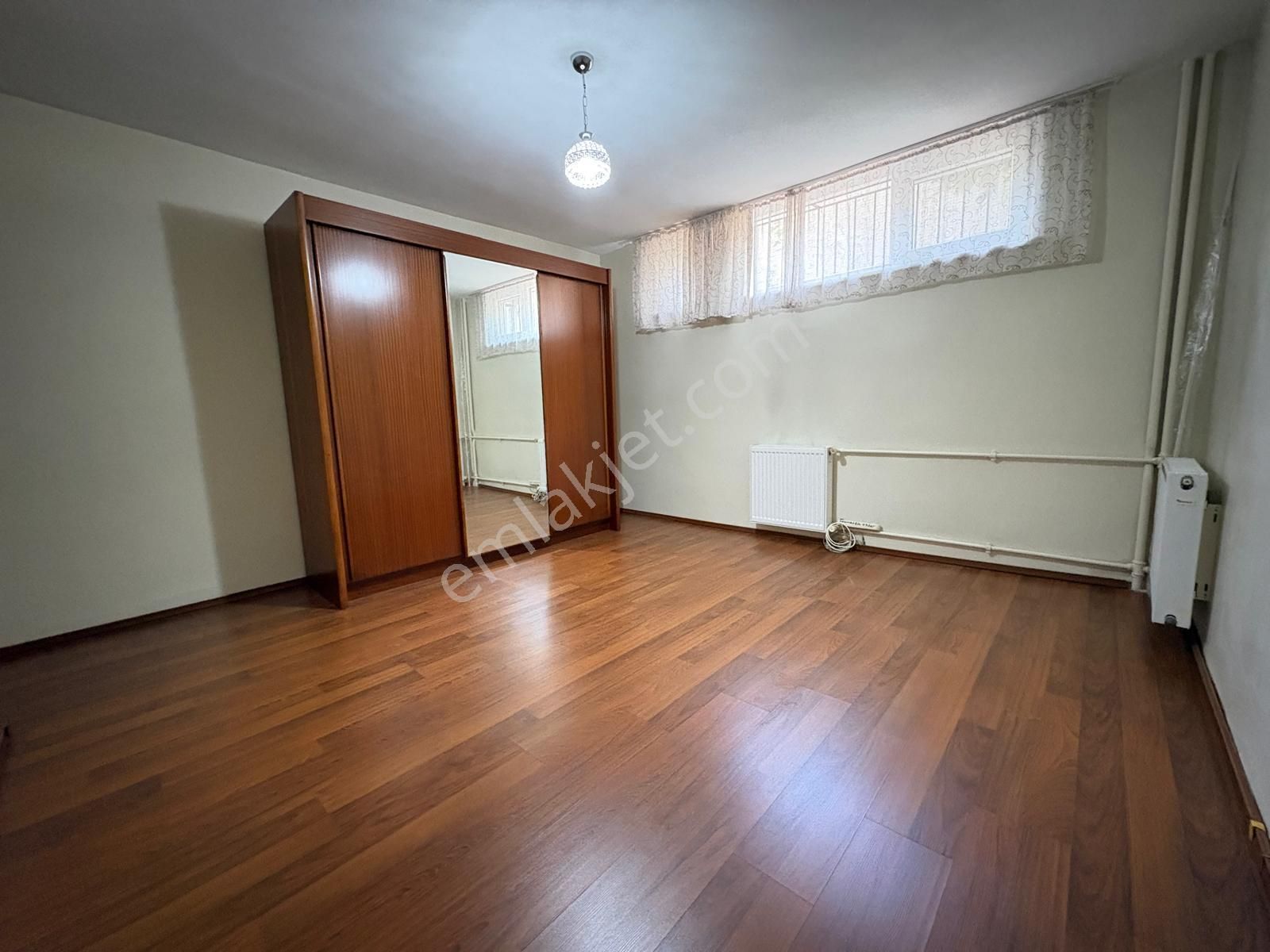 Çengelköy Ata 2 Sitesi 'nde Bahçe Kullanımlı Kiralık 2+1 Daire - Görsel 12