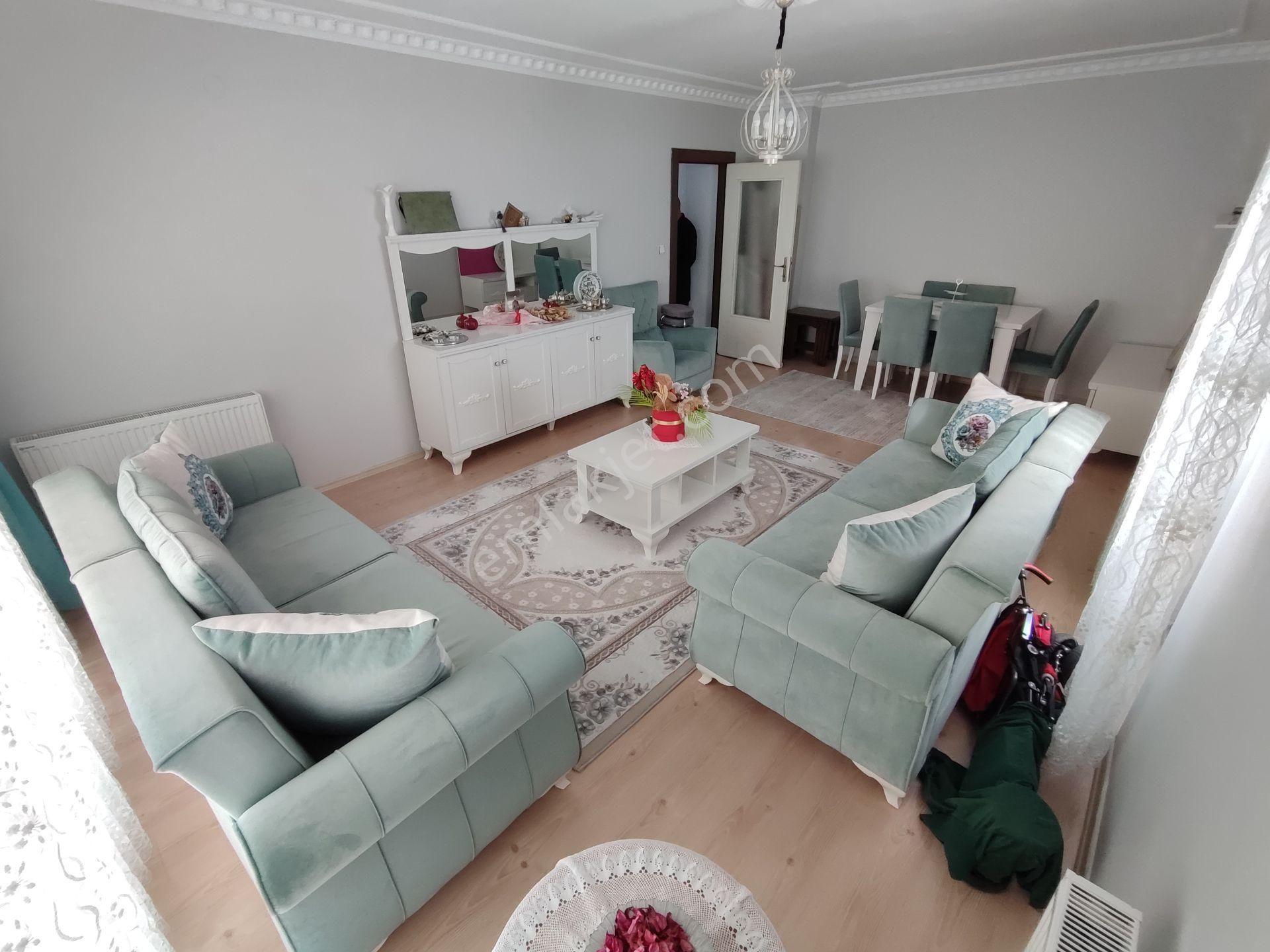 Erdinç Cadde Üzeri 3+1 Orta Katta Asansörlü Geniş Daire Tuğrul Emlak'tan - Görsel 3