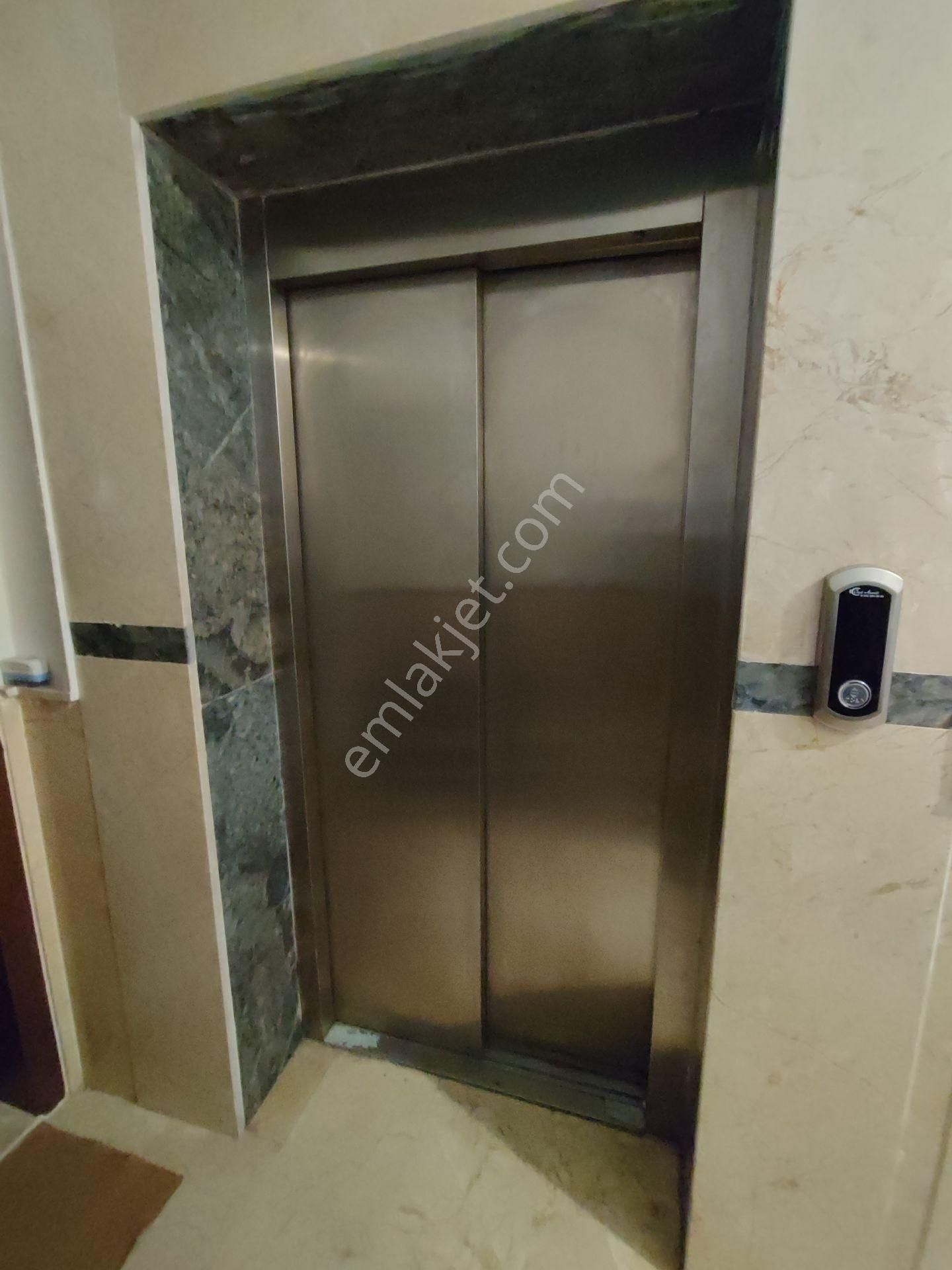 Erdinç Cadde Üzeri 3+1 Orta Katta Asansörlü Geniş Daire Tuğrul Emlak'tan - Görsel 20