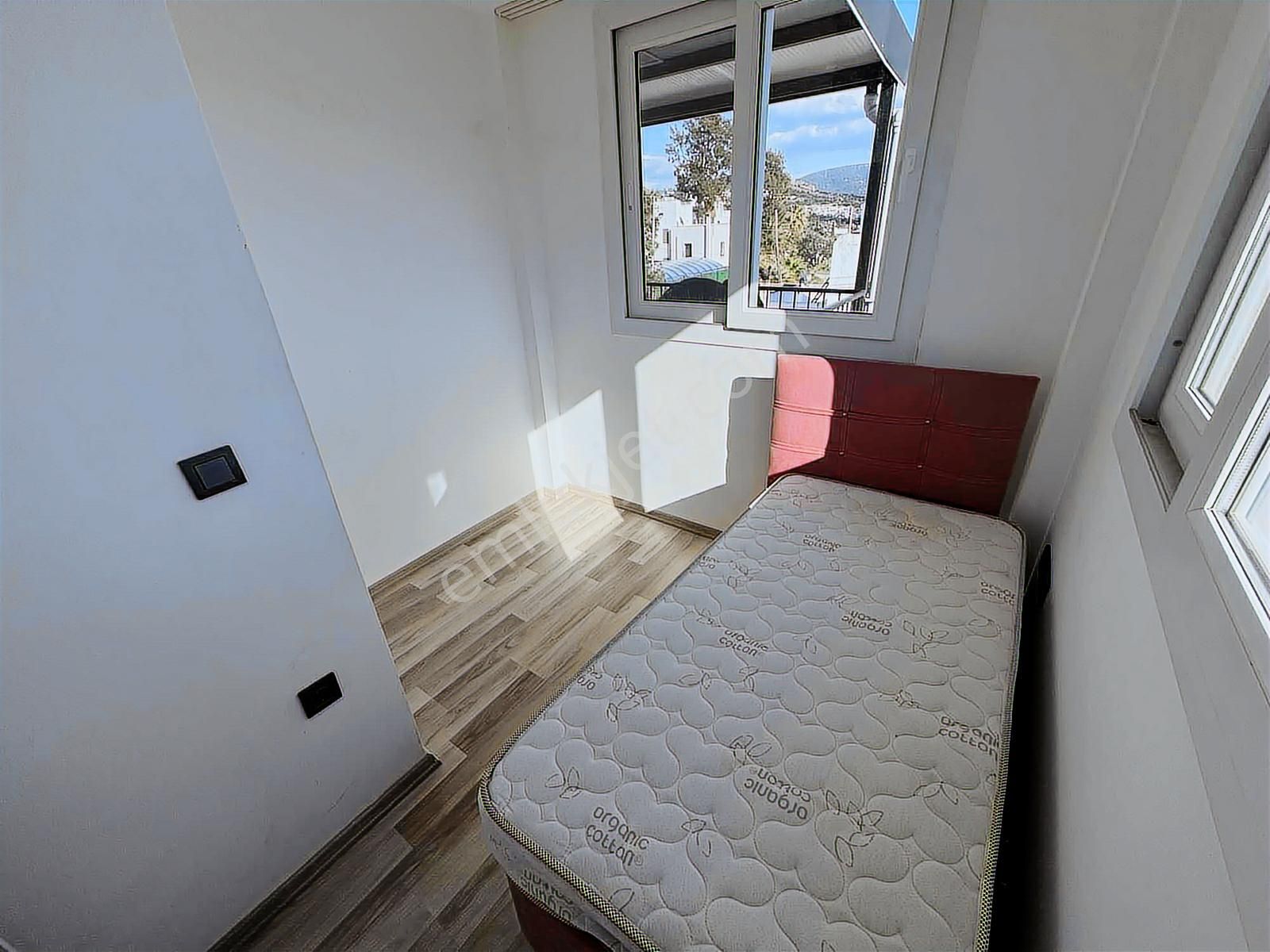 Bodrum Merkezde Yıllık Kiralık Eşyasız 2+1 Daire - Görsel 8