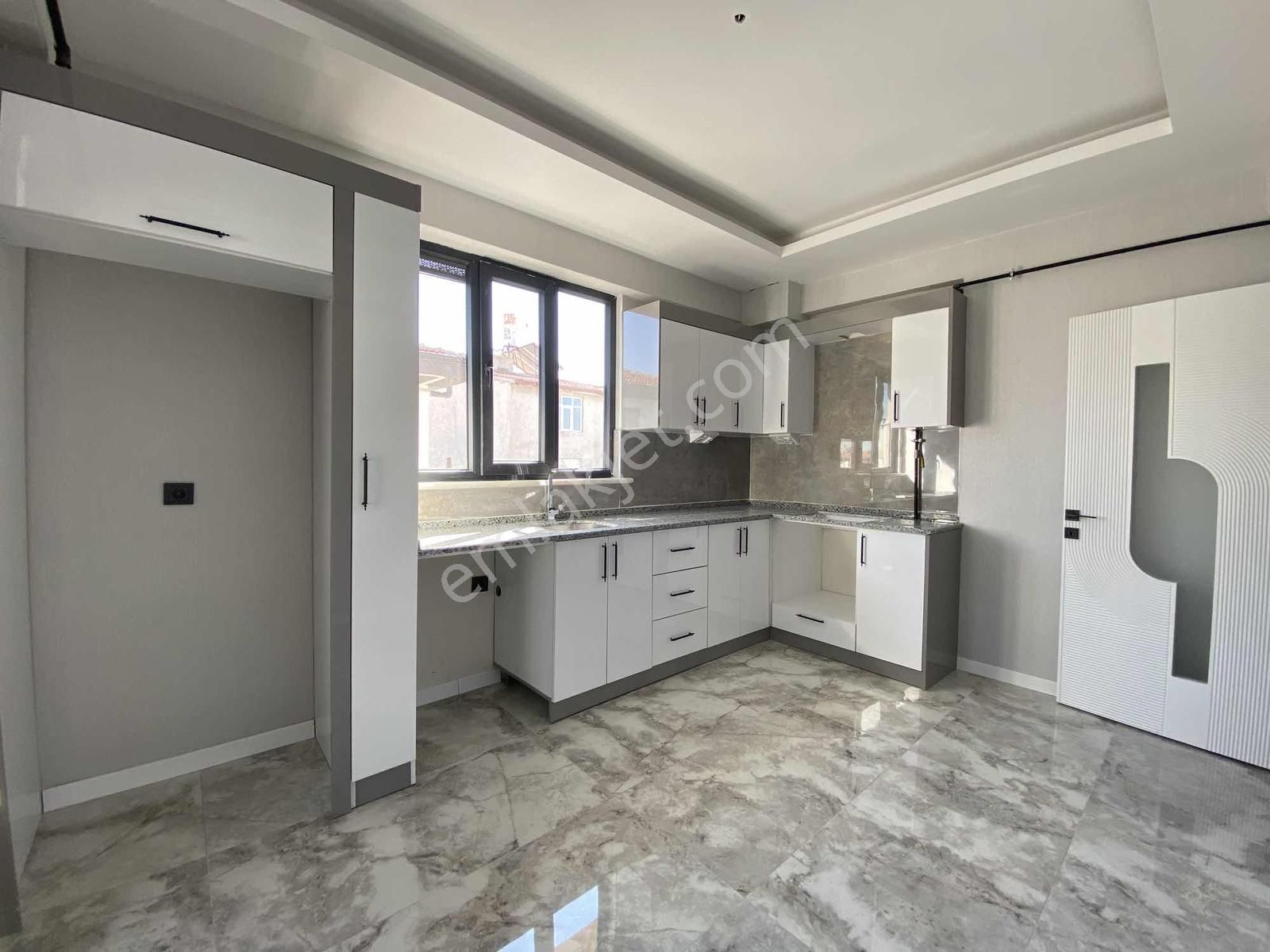 Alakova Mh Fethi Sekin Lisesi Yakını Kiralık Lüks 2+1 Daire - Görsel 5