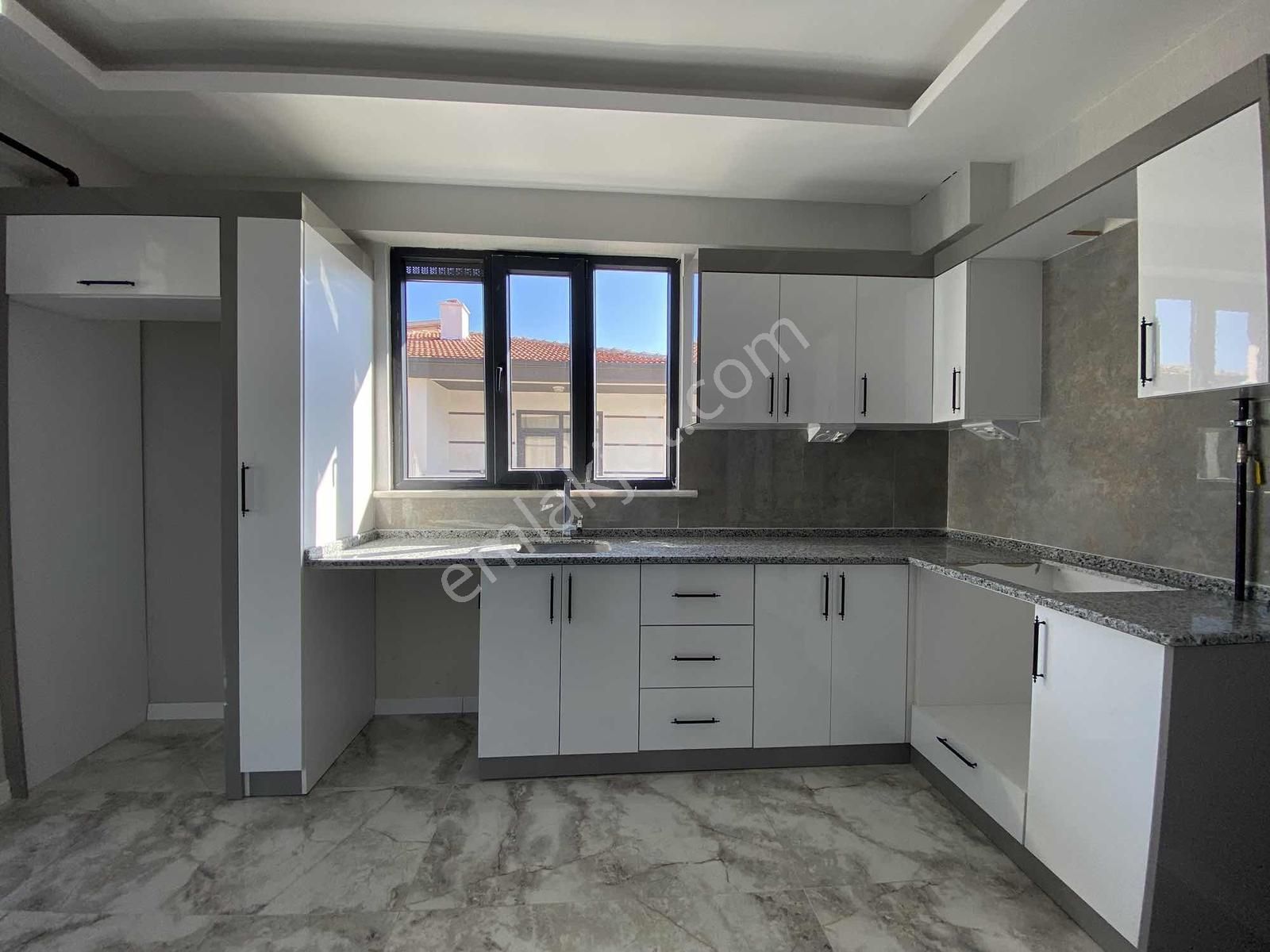 Alakova Mh Fethi Sekin Lisesi Yakını Kiralık Lüks 2+1 Daire - Görsel 11