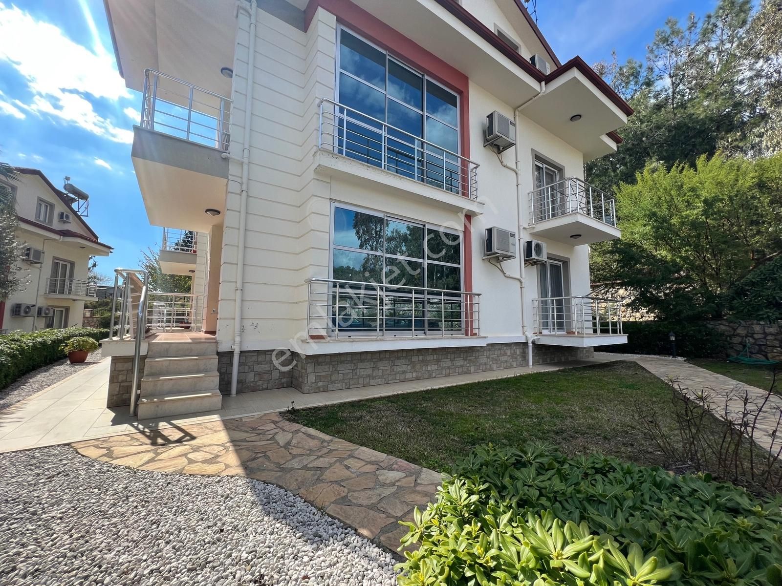 Foça Mahallesi Sahile 1200m | Site İçinde 2+1 Bahçe Katı - Görsel 30