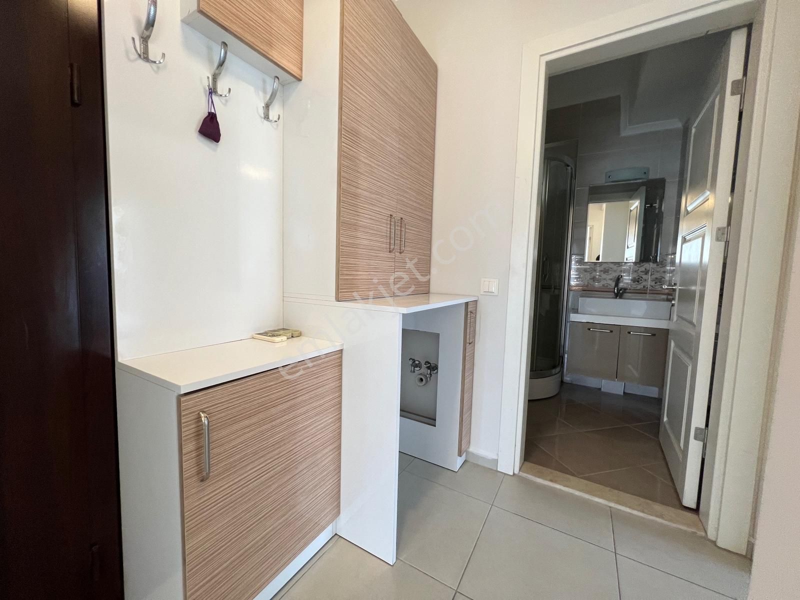 Foça Mahallesi Sahile 1200m | Site İçinde 2+1 Bahçe Katı - Görsel 23