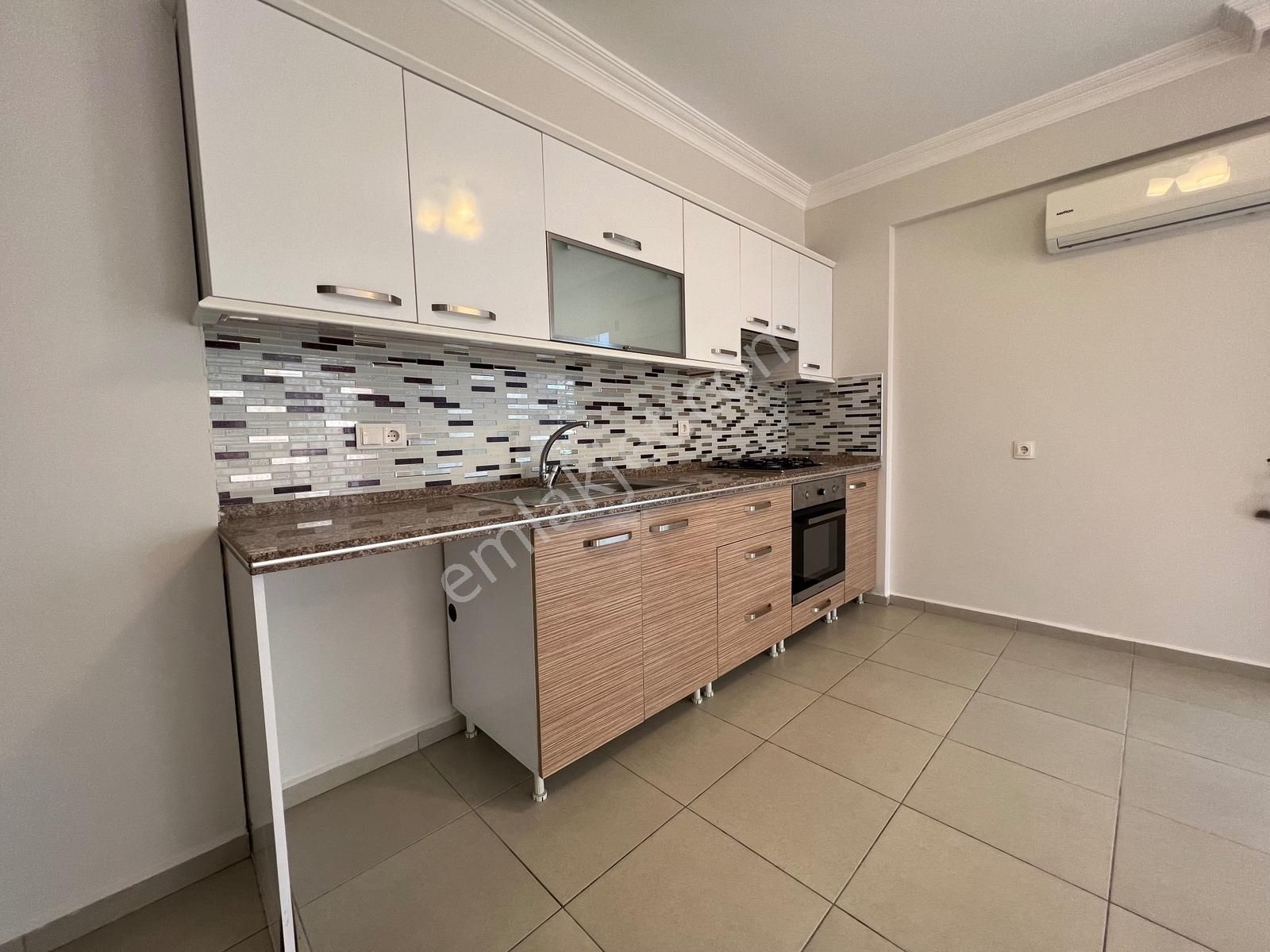 Foça Mahallesi Sahile 1200m | Site İçinde 2+1 Bahçe Katı - Görsel 5