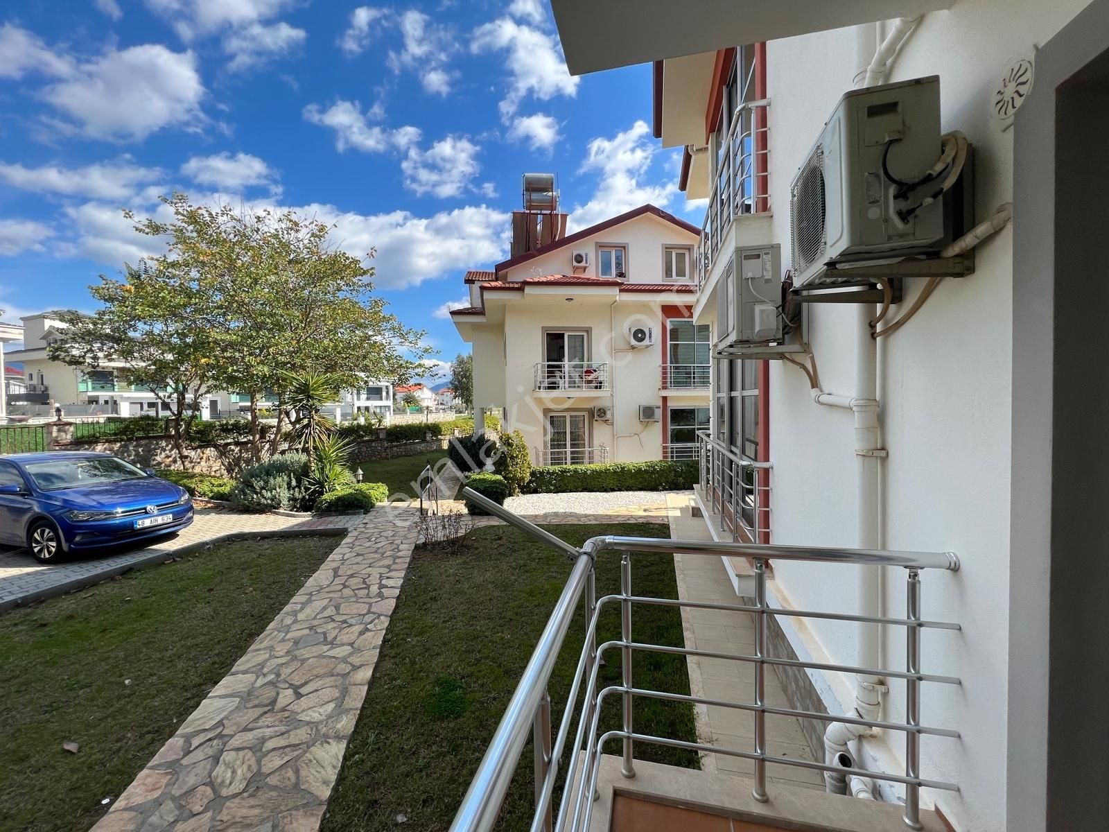 Foça Mahallesi Sahile 1200m | Site İçinde 2+1 Bahçe Katı - Görsel 17