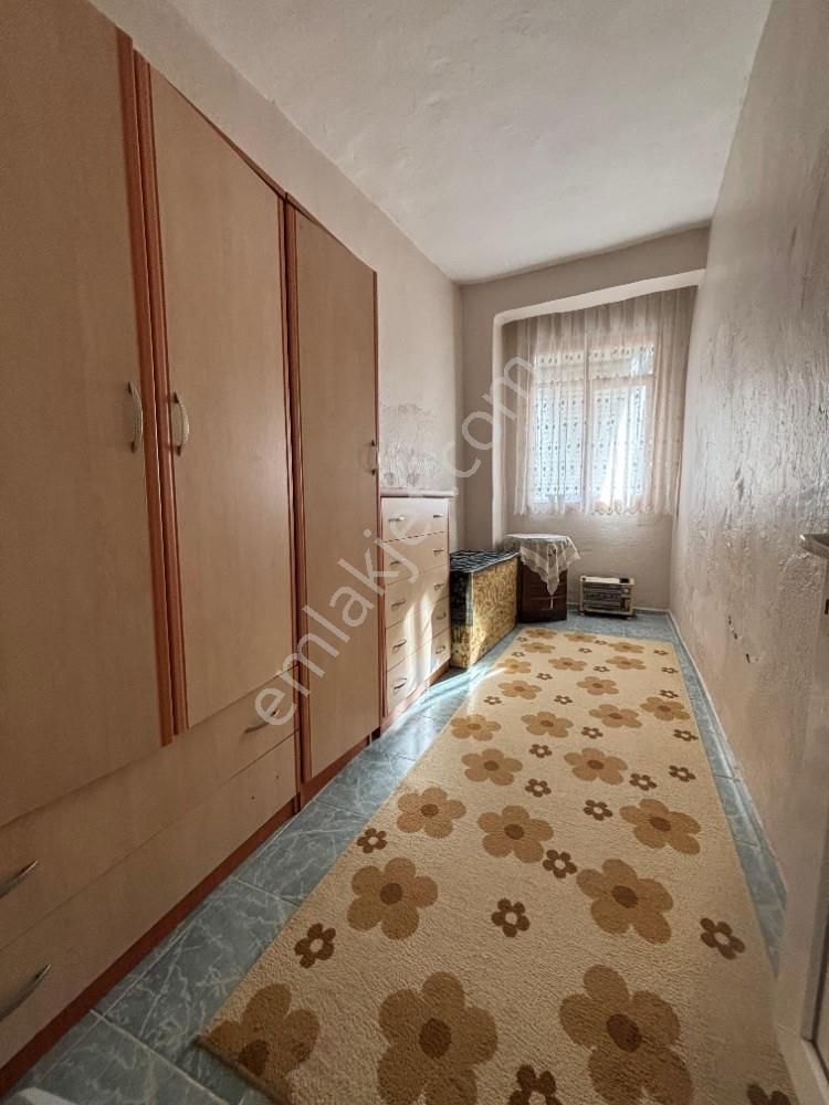 İzmir Selçuk Köşe Konumlu Satılık 2 Katlı Bahçeli Ev - Görsel 8