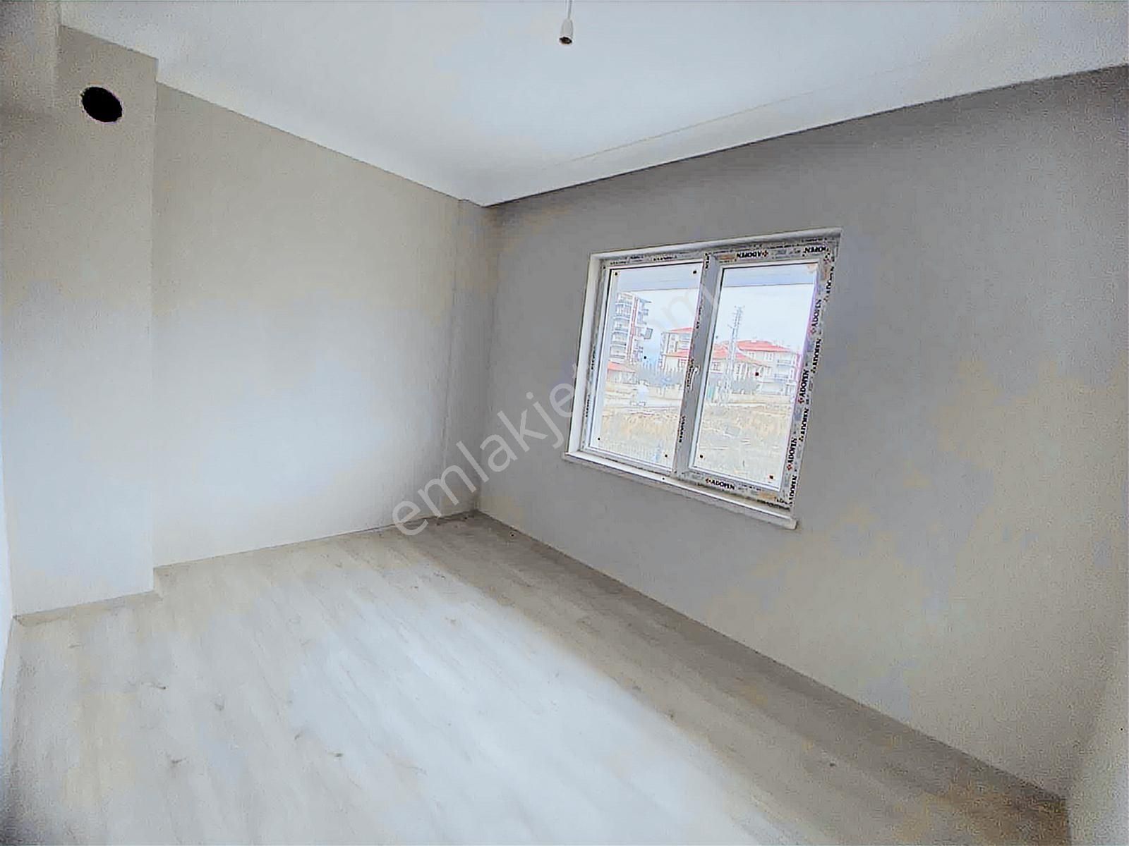 Esenboğa Mahallesinde Yola Yakın Oturuma Hazır Satılık Daire - Görsel 18