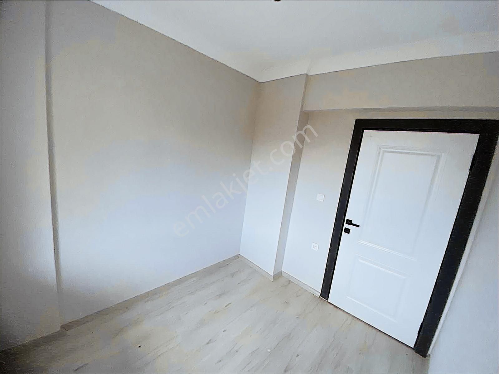 Esenboğa Mahallesinde Yola Yakın Oturuma Hazır Satılık Daire - Görsel 11