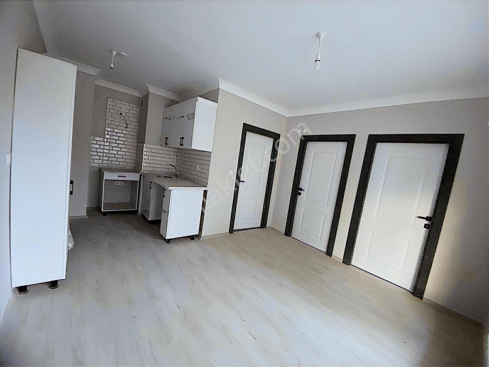 Esenboğa Mahallesinde Yola Yakın Oturuma Hazır Satılık Daire - Görsel 2