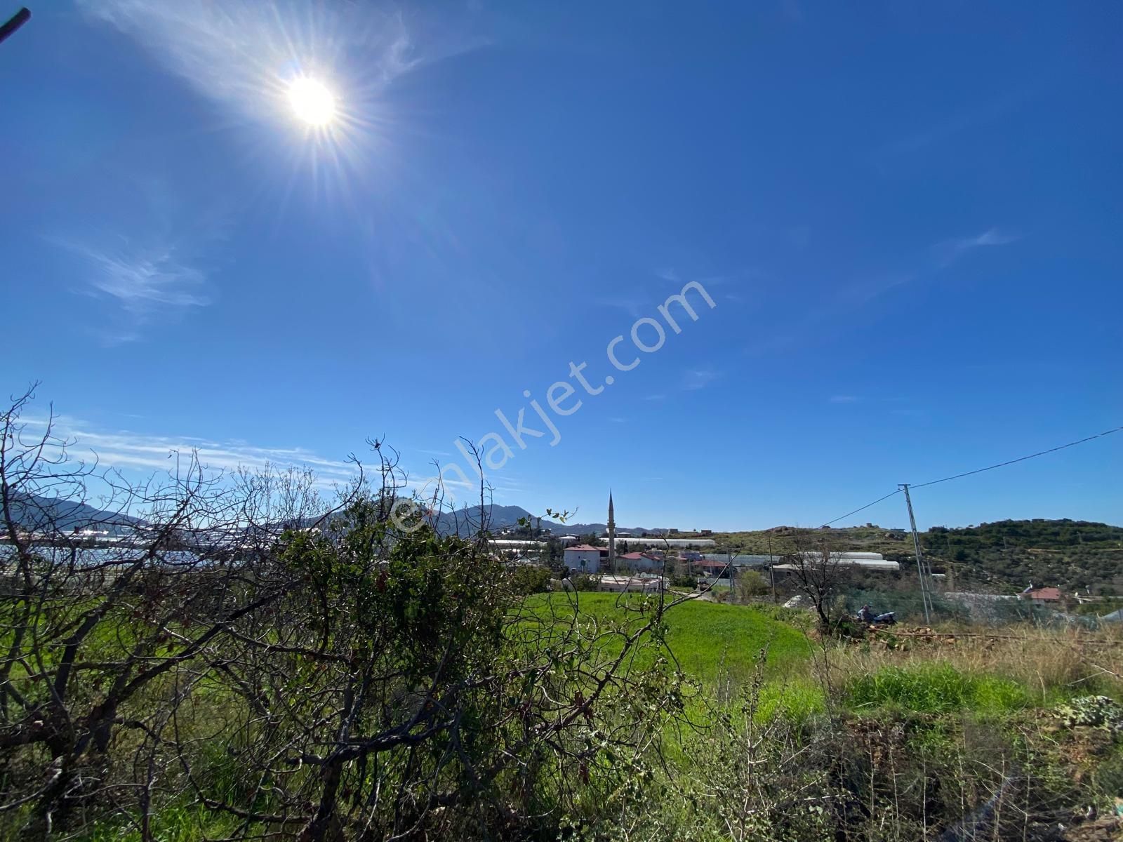 Korubaşında Yola Sıfır 2.277 M² Yatırımlık Tarla - Görsel 4