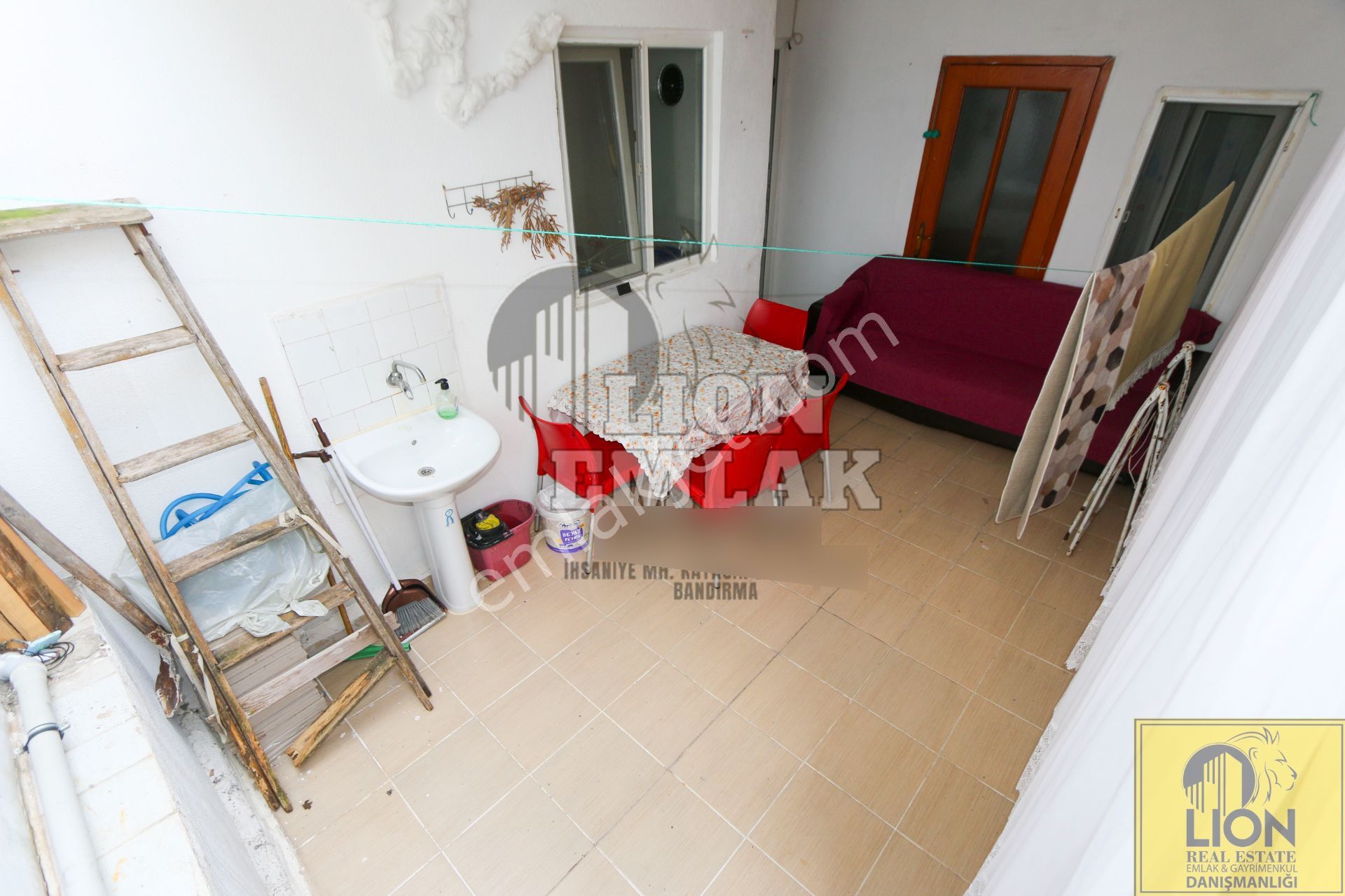 Lıon Emlak'tan İhsaniye Mahallesinde 2+1 Eşyalı Kiralık Daire - Görsel 26