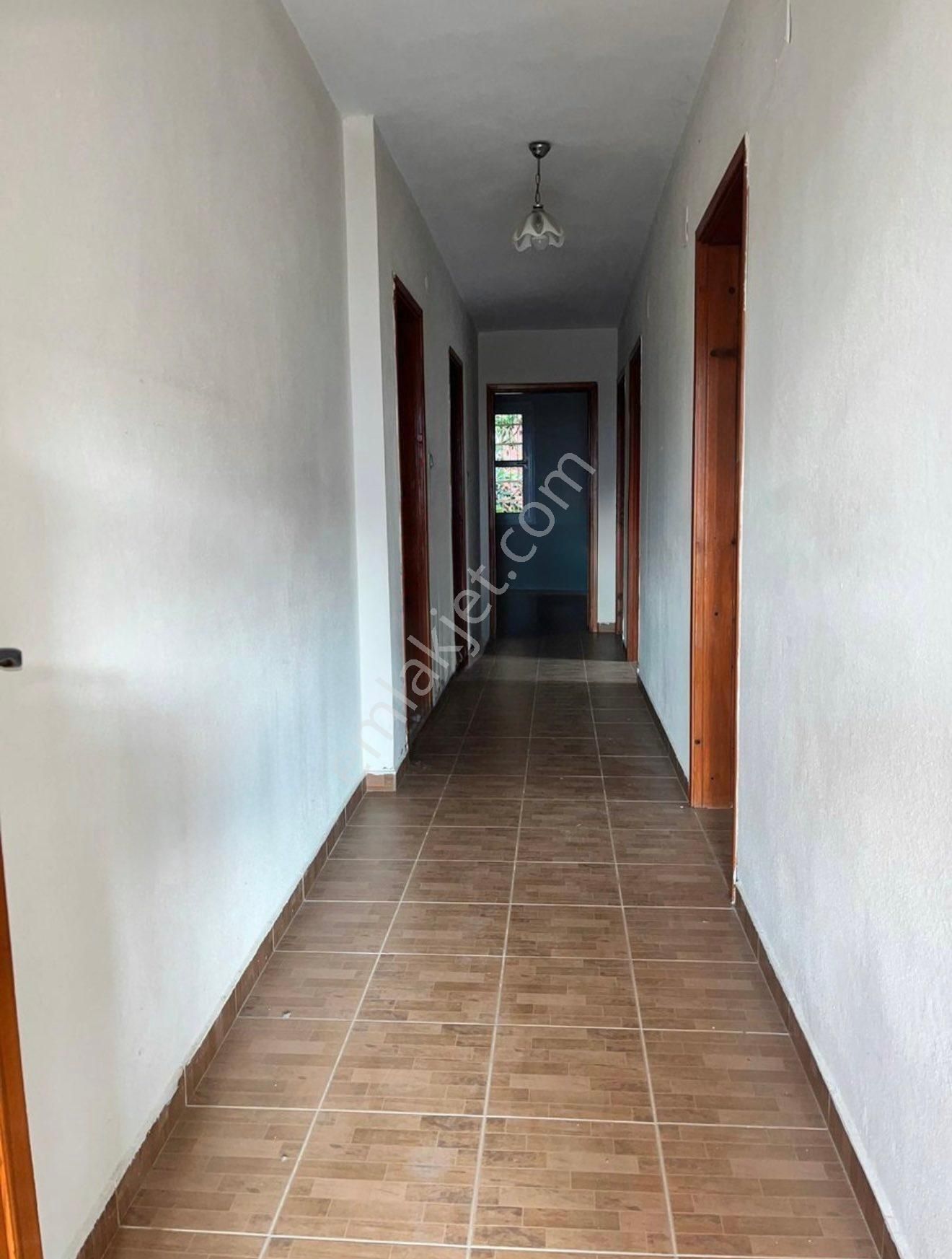 Bahçeşehir Mahallesinde 2+1 Kiralık Müstakil Ev – Geniş Oturumlu - Görsel 6