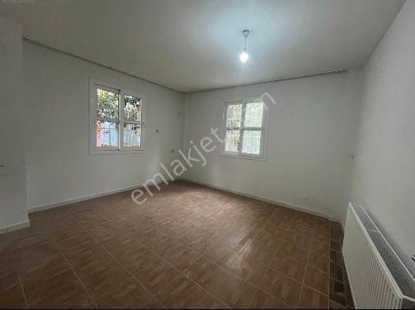 Bahçeşehir Mahallesinde 2+1 Kiralık Müstakil Ev – Geniş Oturumlu - Görsel 3