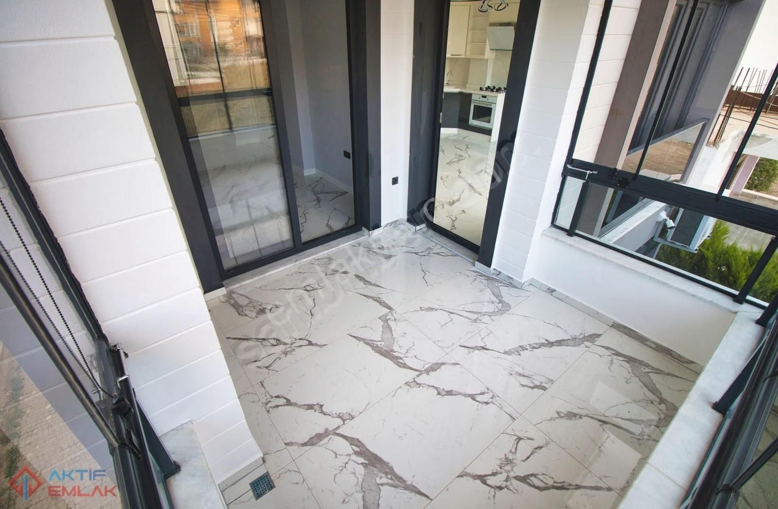▓aktif'ten Akçay Merkezde Geniş Cam Balkonlu Ön Cephe 1+1 Daire - Görsel 28