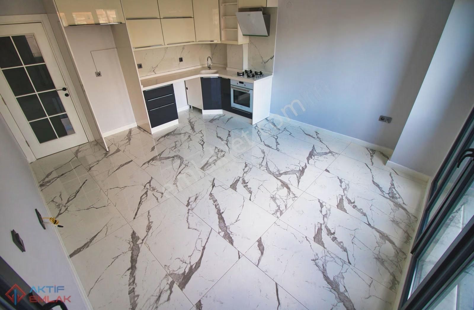 ▓aktif'ten Akçay Merkezde Geniş Cam Balkonlu Ön Cephe 1+1 Daire - Görsel 8