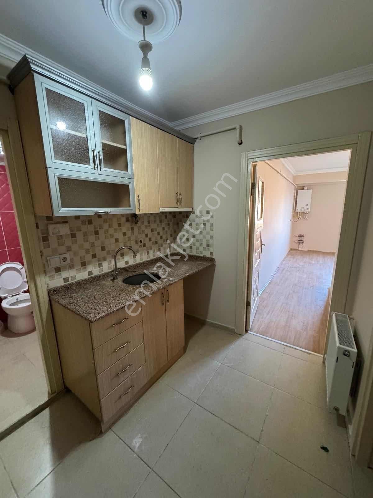 Sütlüce Mah. Eğitimciler Cad. Yanı Arakat Kiralık 1+1 Daire - Görsel 21