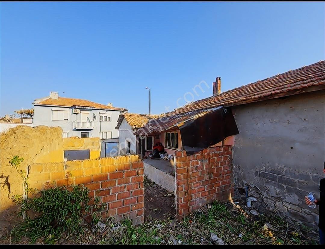İzmir Kınık 2,5 Kat Köy İmarlı Satılık Arsa (kerpiç Ev) - Görsel 5