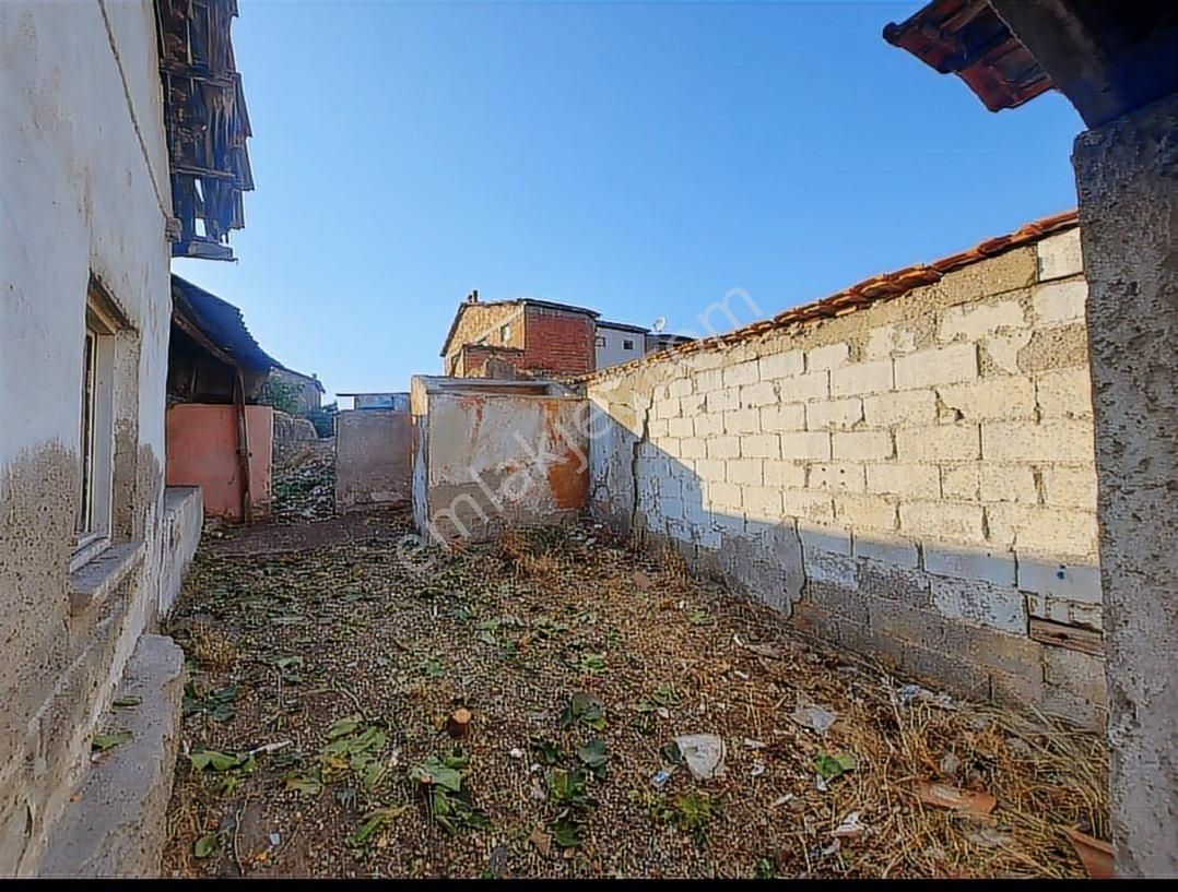 İzmir Kınık 2,5 Kat Köy İmarlı Satılık Arsa (kerpiç Ev) - Görsel 12