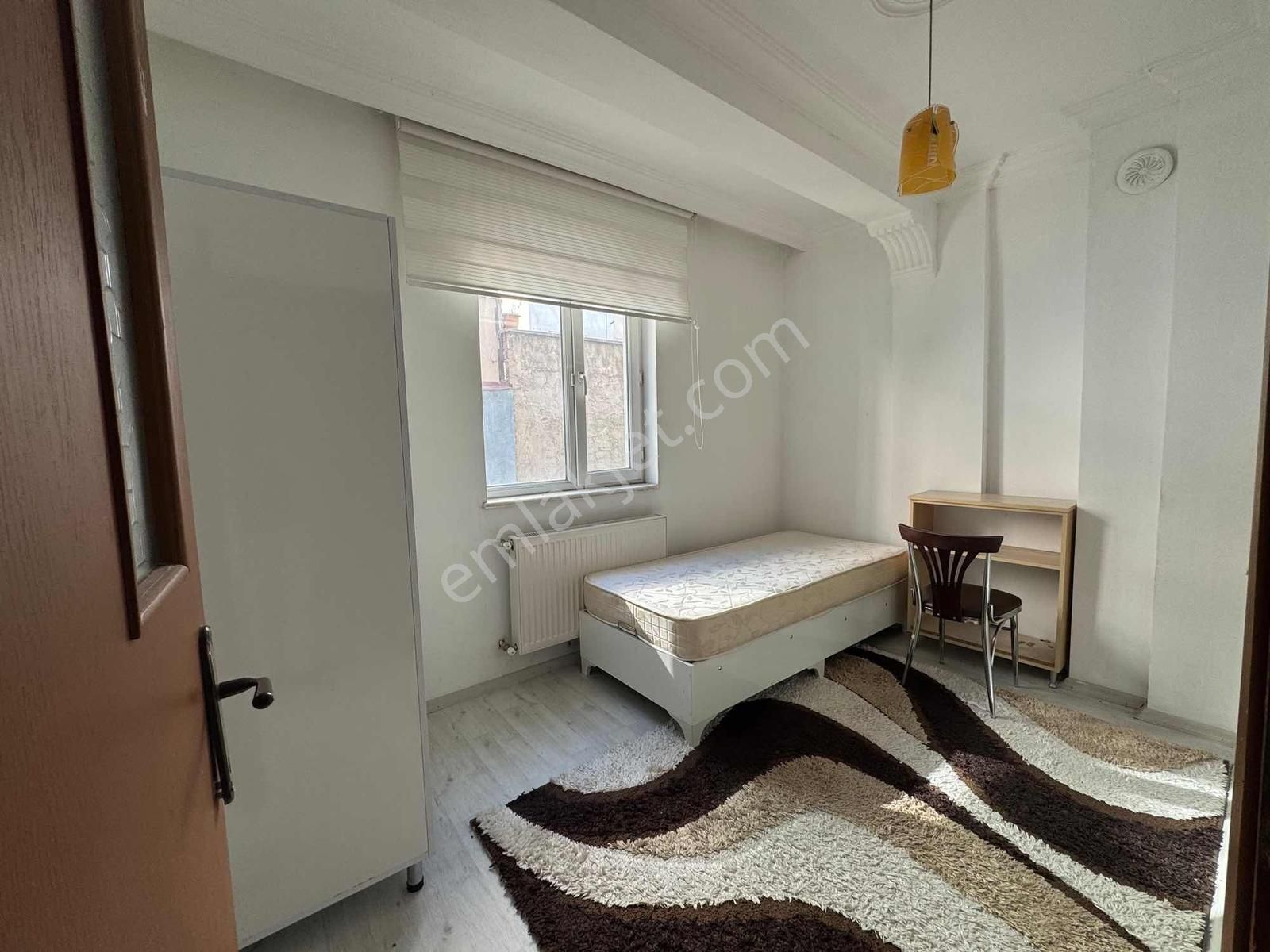 Bahçelievler Mh. Plevne Sk Üzerinde Balkonlu Kiralık 2+0 Daire - Görsel 19