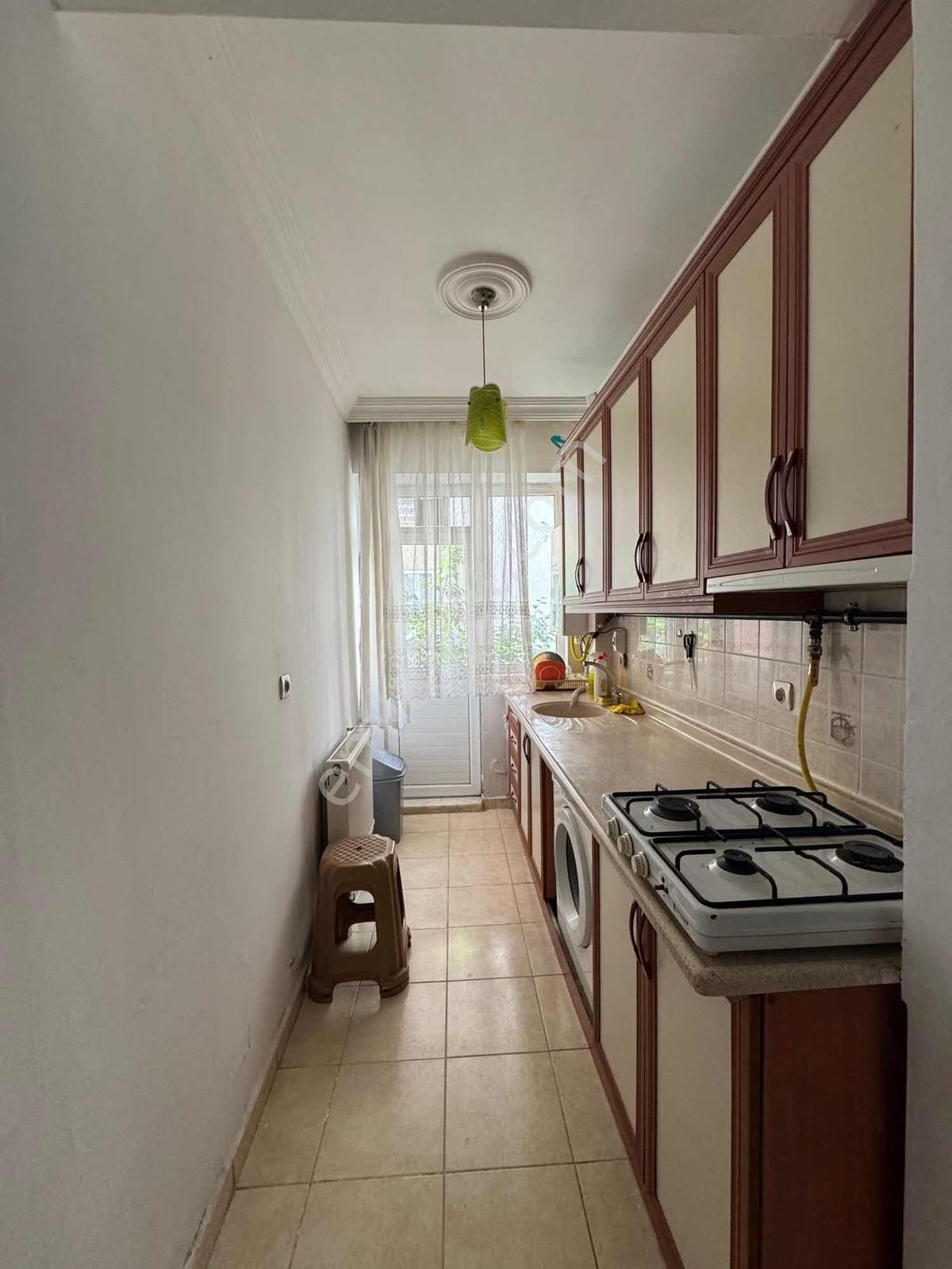 Bahçelievler Mh. Plevne Sk Üzerinde Balkonlu Kiralık 2+0 Daire - Görsel 6