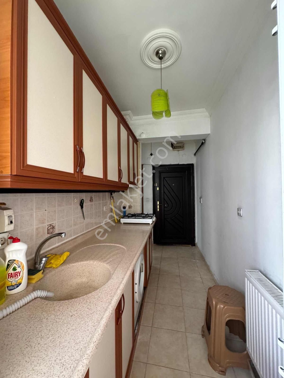 Bahçelievler Mh. Plevne Sk Üzerinde Balkonlu Kiralık 2+0 Daire - Görsel 4