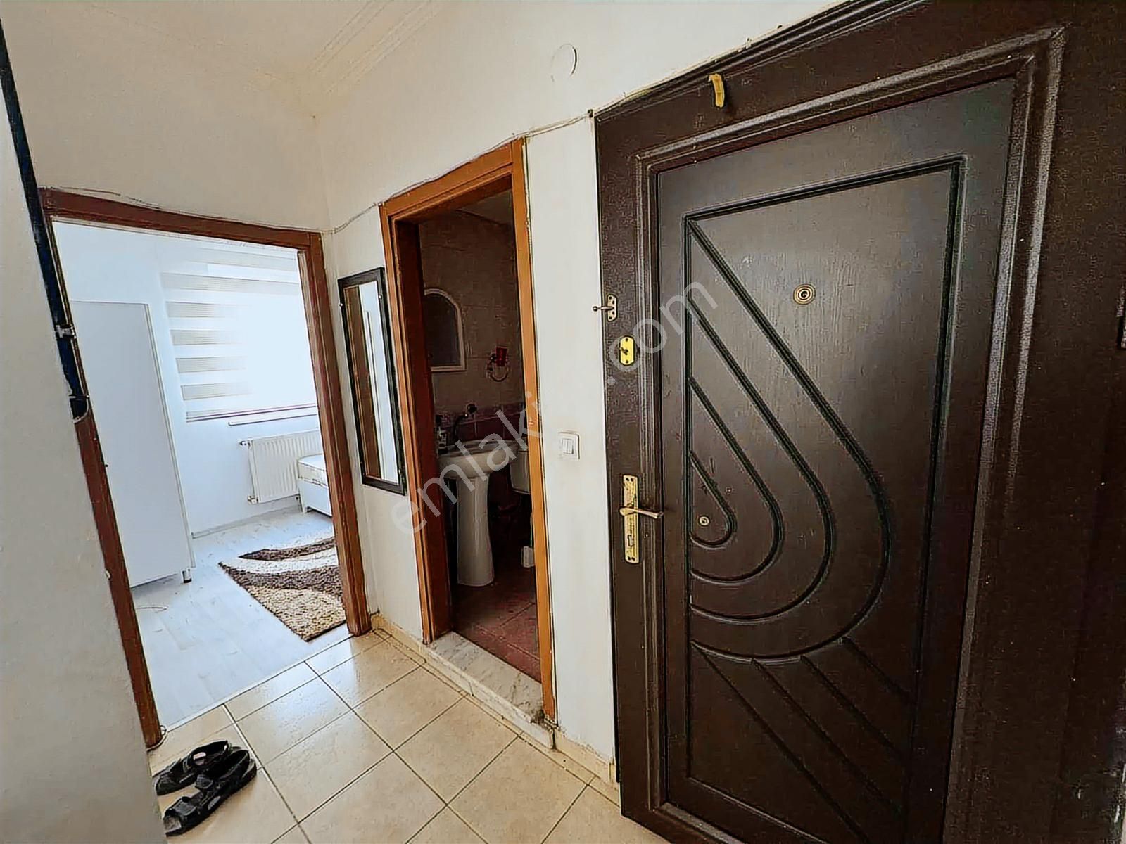 Bahçelievler Mh. Plevne Sk Üzerinde Balkonlu Kiralık 2+0 Daire - Görsel 17