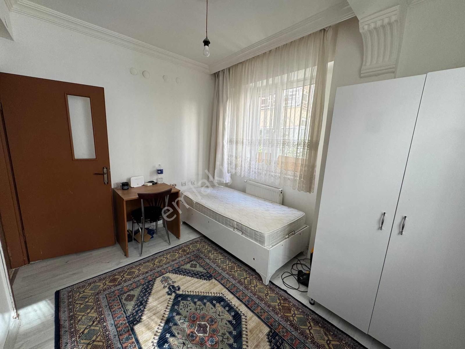 Bahçelievler Mh. Plevne Sk Üzerinde Balkonlu Kiralık 2+0 Daire - Görsel 11