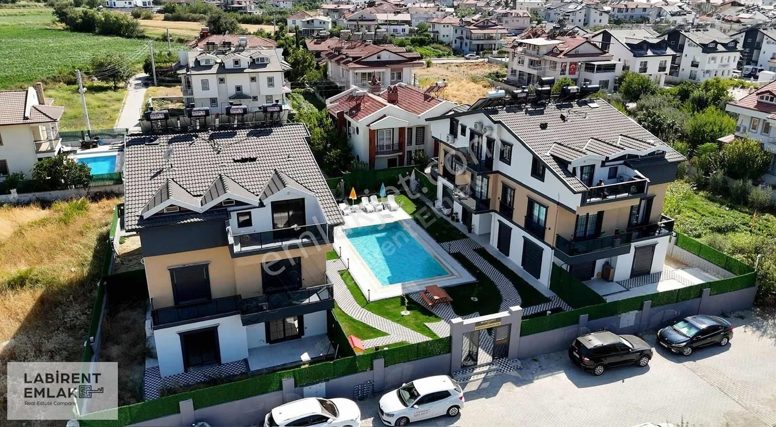 2+1 Kiralık Çatı Dubleks Y.havuzu Ç. Balkon Güneydoğu Cephe