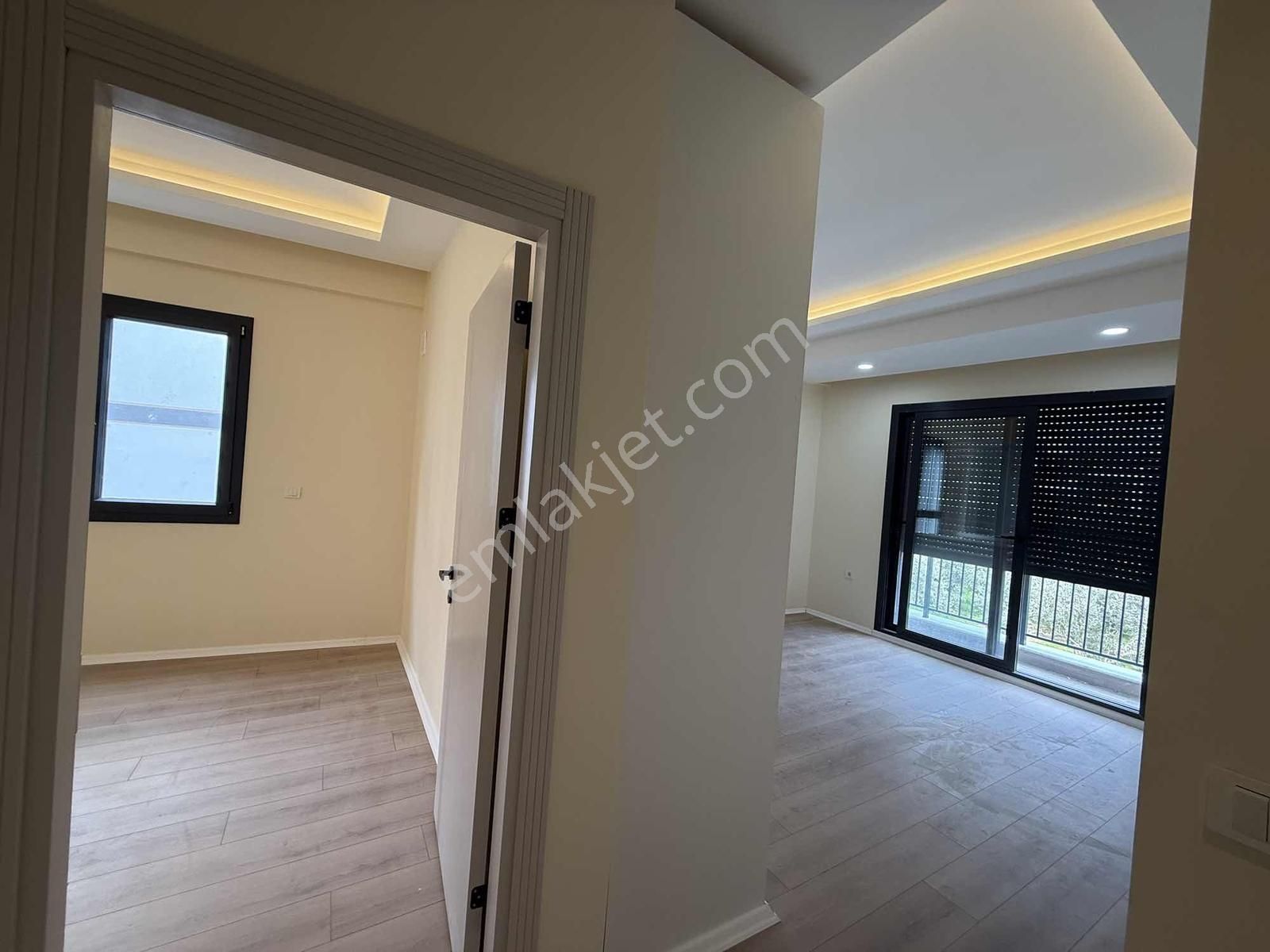 Kuşadası Davutlar Nezih Lokasyonda Satılık 1+1 Daire - Görsel 30