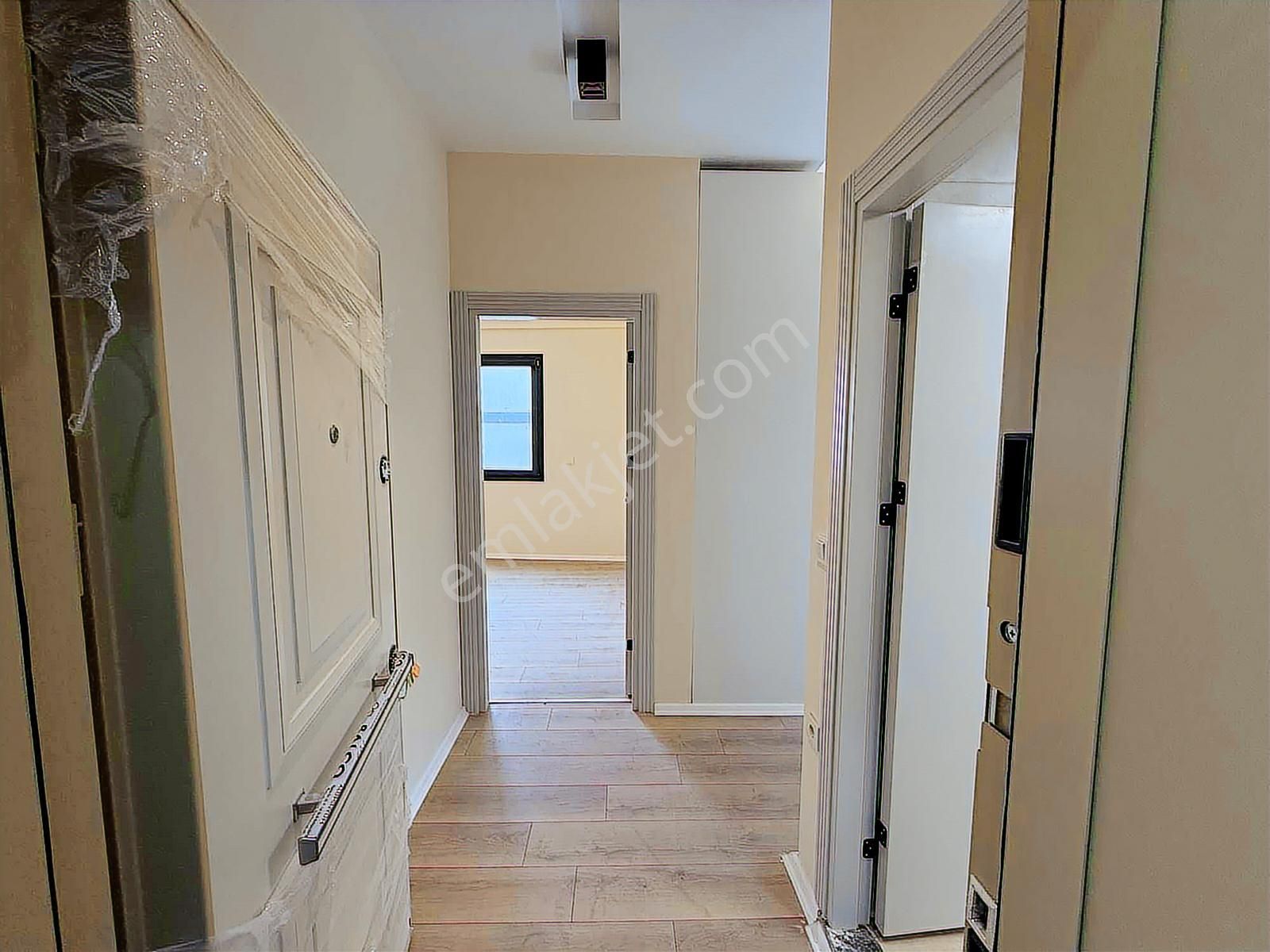 Kuşadası Davutlar Nezih Lokasyonda Satılık 1+1 Daire - Görsel 17