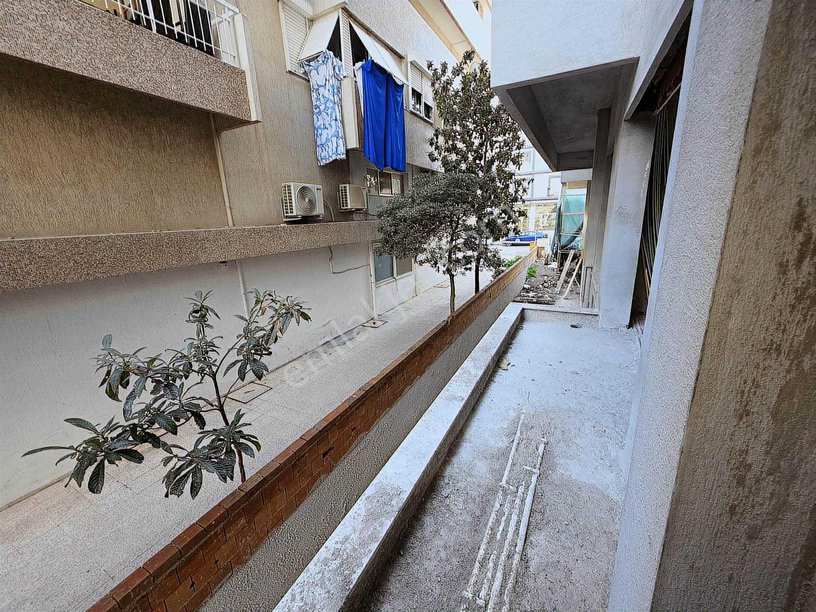 Karşıyaka Girne Bulvarı Yakını Sıfır 1+1 Daire G-35 - Görsel 5