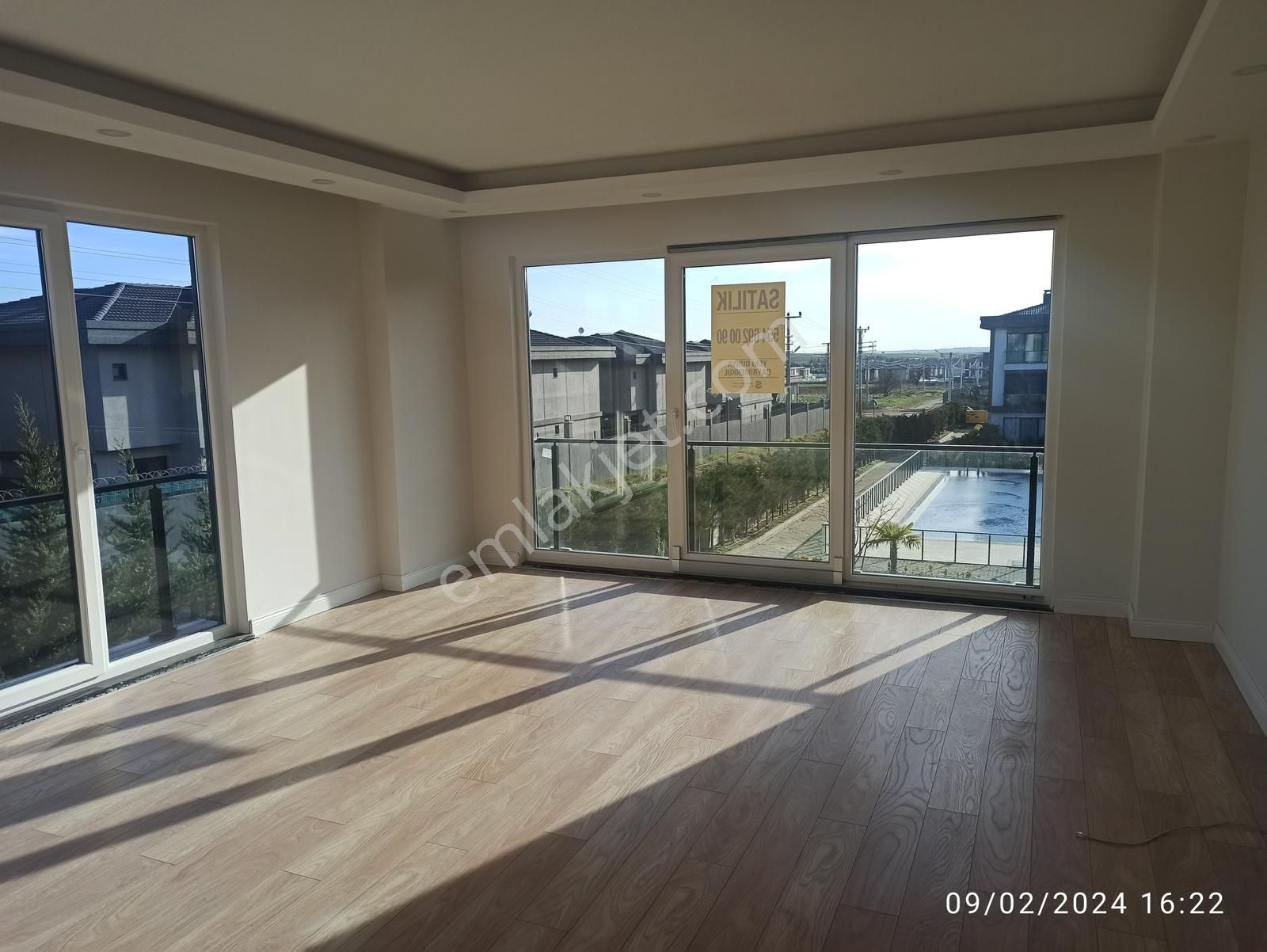 Vitrin Sitesinde 3+1 Arakat 150m2 Havuz Cephe Daire - Görsel 28