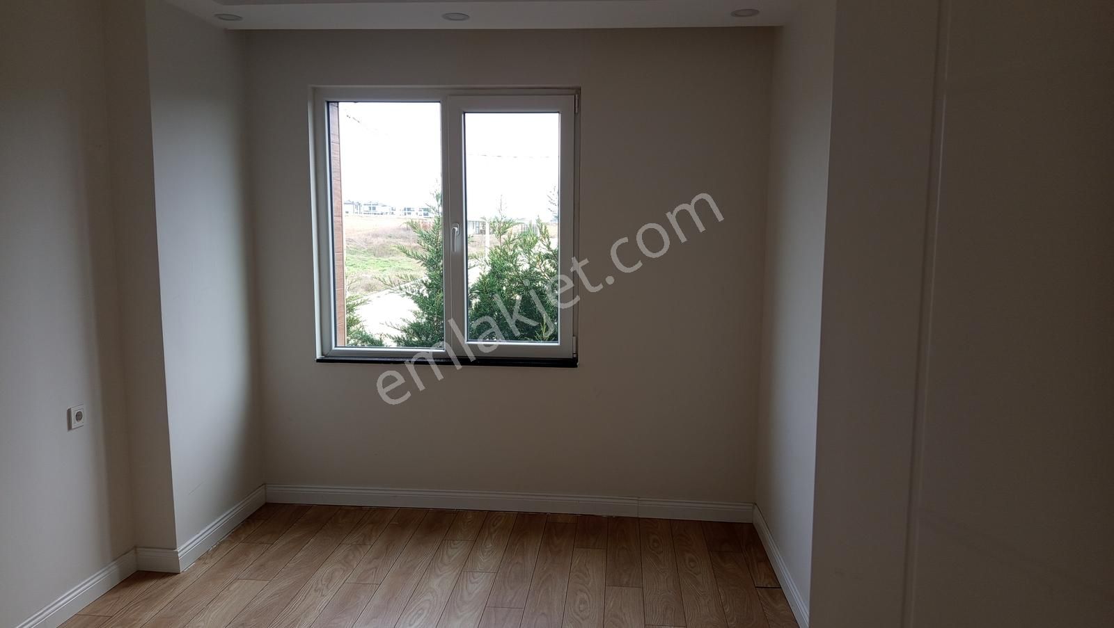 Vitrin Sitesinde 3+1 Arakat 150m2 Havuz Cephe Daire - Görsel 21