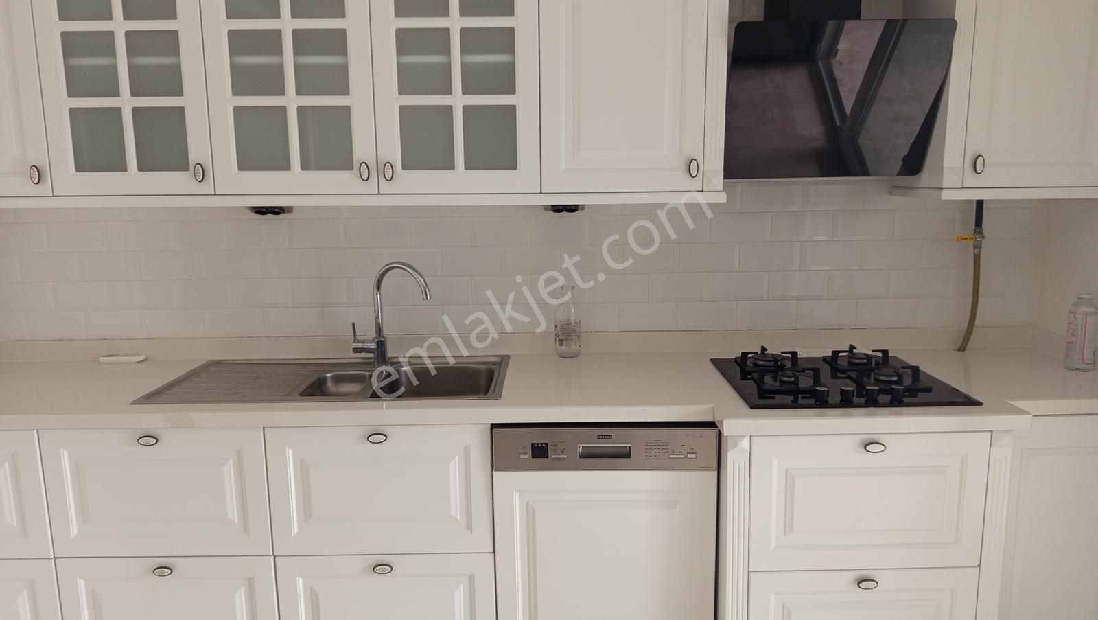 Vitrin Sitesinde 3+1 Arakat 150m2 Havuz Cephe Daire - Görsel 2