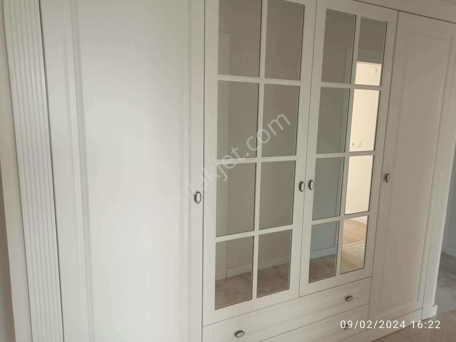 Vitrin Sitesinde 3+1 Arakat 150m2 Havuz Cephe Daire - Görsel 9