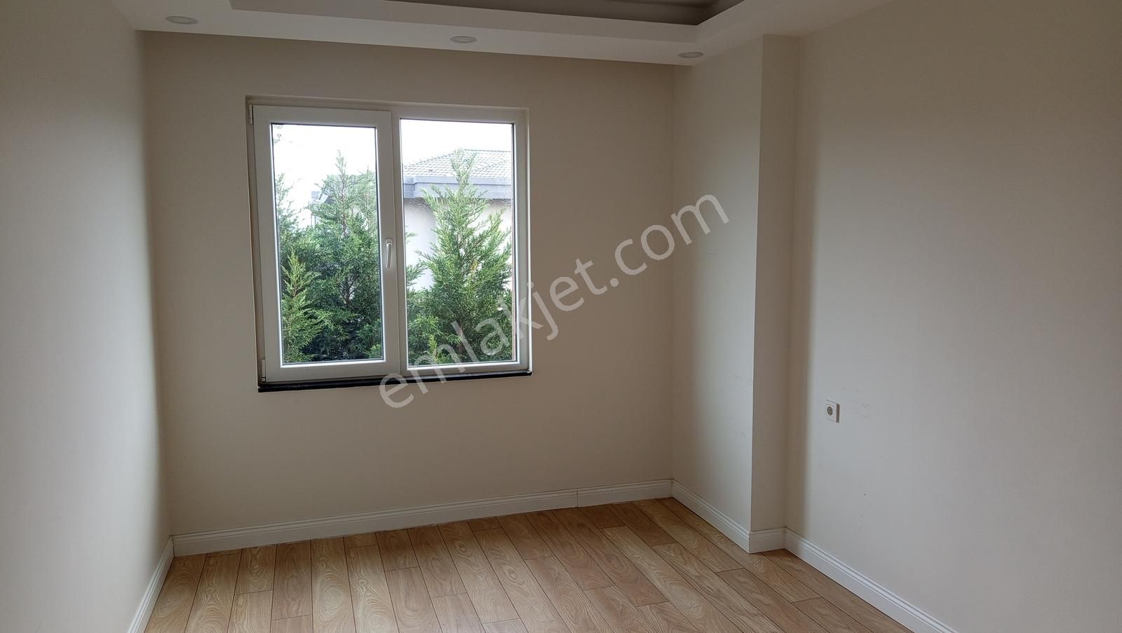 Vitrin Sitesinde 3+1 Arakat 150m2 Havuz Cephe Daire - Görsel 15