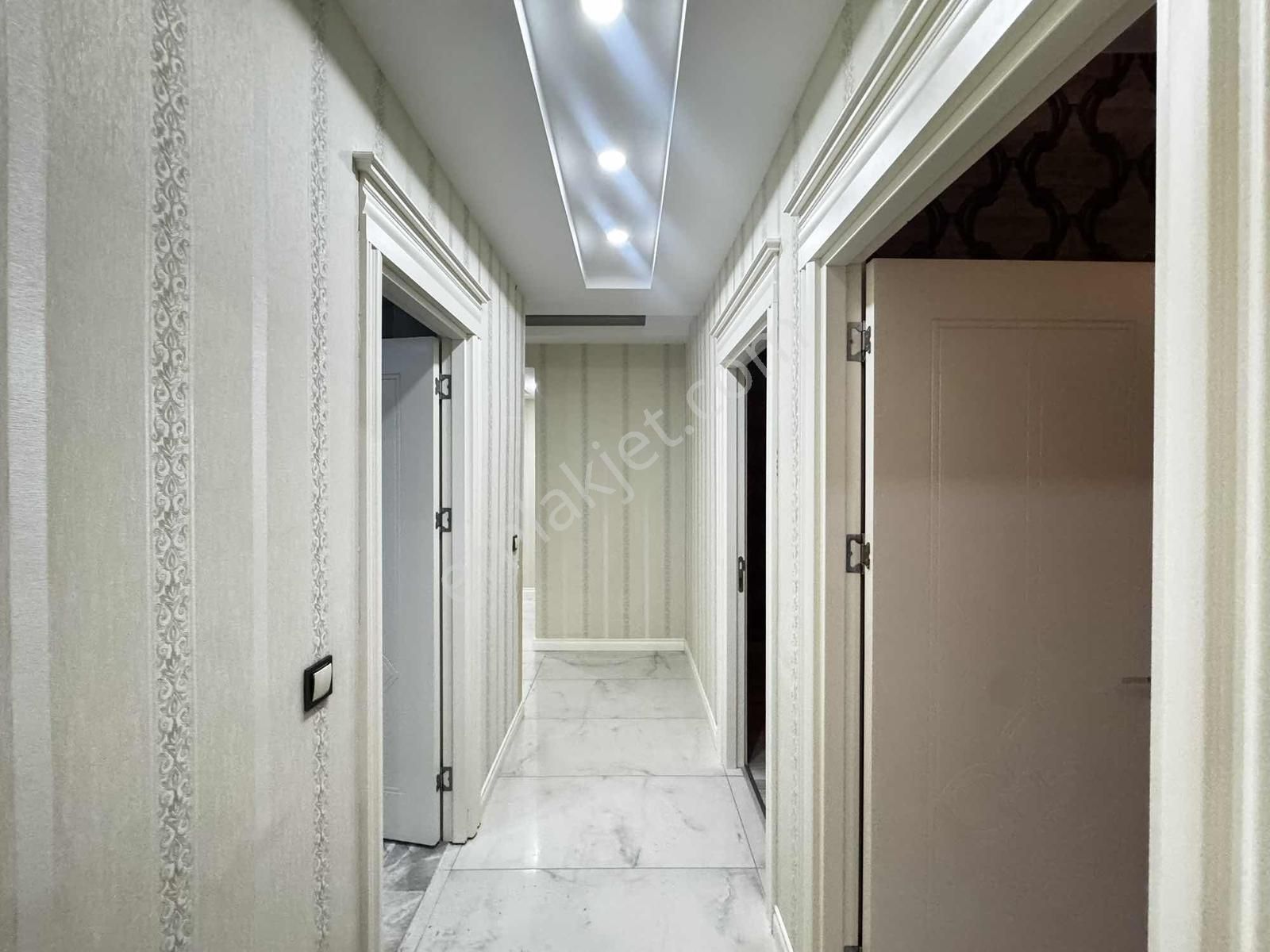 Winstona Yakın Kiralık 4,5+1 Daire - Görsel 7