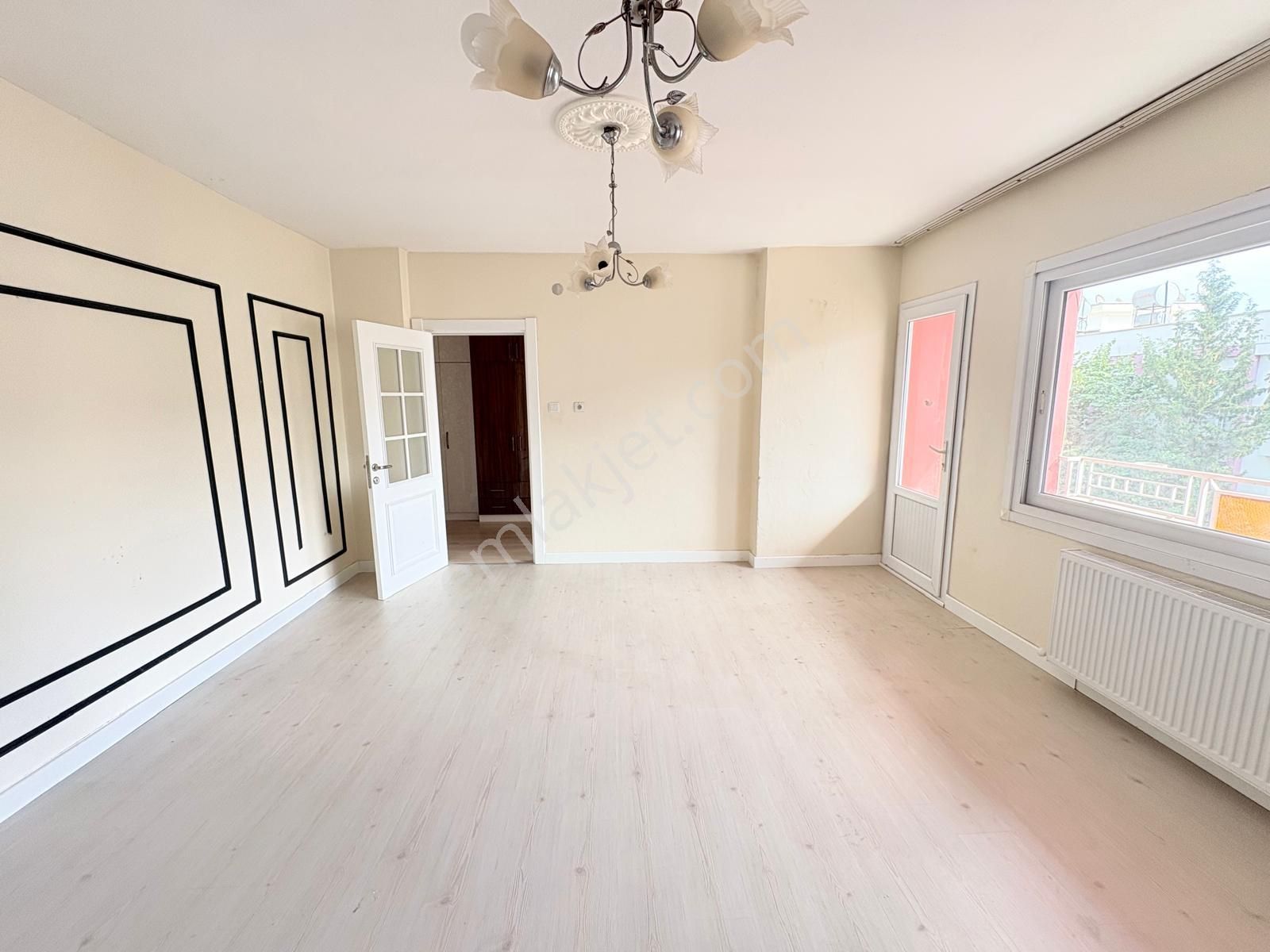 Prestij'den Bahçelievler'de Doğalgazlı Geniş Oturumlu 3+1 Daire - Görsel 4