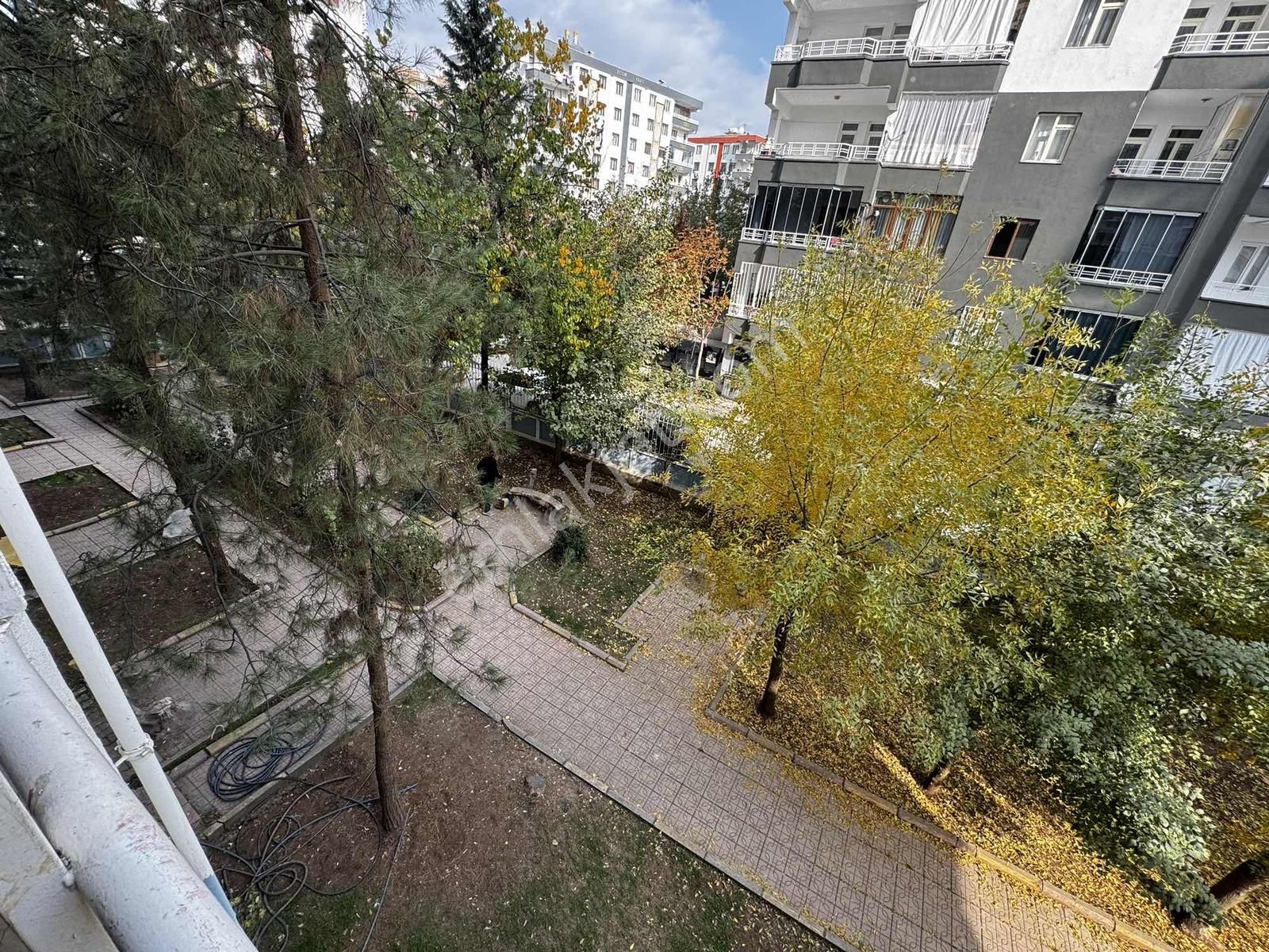 Güneş Gayrimenkul Den Satılık Daire Yenıyol - Görsel 13