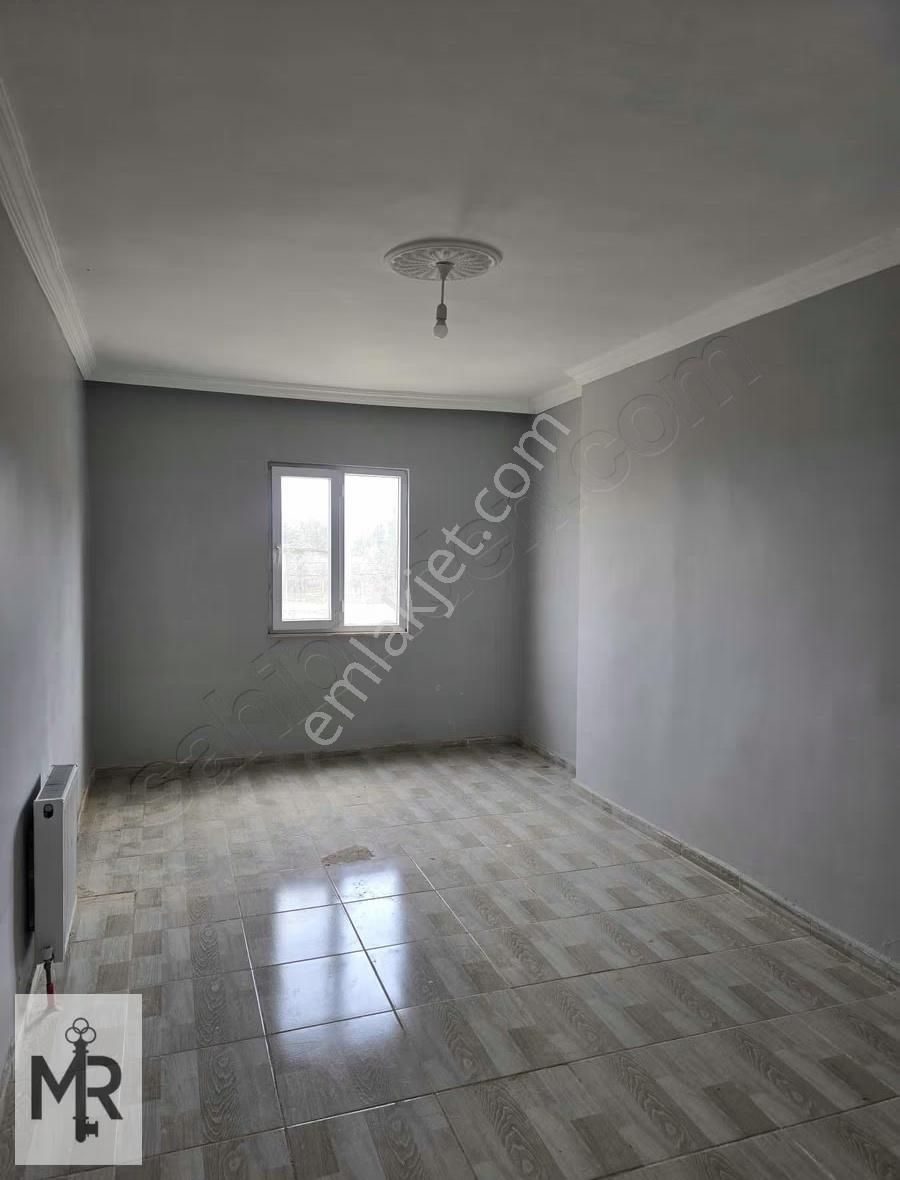 Mr Acabey Emlak'tan Sosyal Blmler Yanı Satılık 3+1 Arakat Daire - Görsel 2