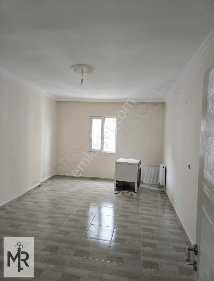 Mr Acabey Emlak'tan Sosyal Blmler Yanı Satılık 3+1 Arakat Daire - Görsel 3