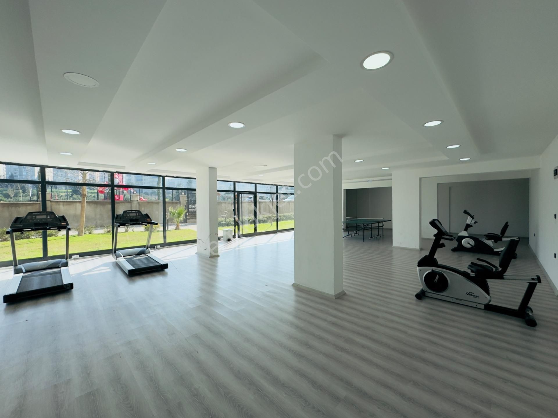 Flora Park Evleri Sitesinde 3+1 Bahçe Katı Kiralık Köşe Daire - Görsel 35