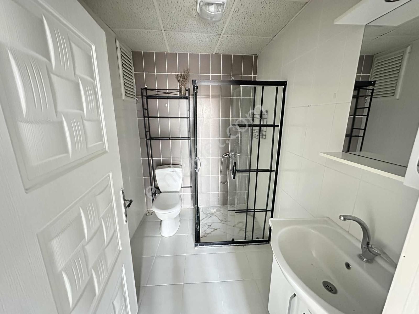 Kapaklı Belediye Meydanında Kiralık 3+1 Daire - Görsel 20