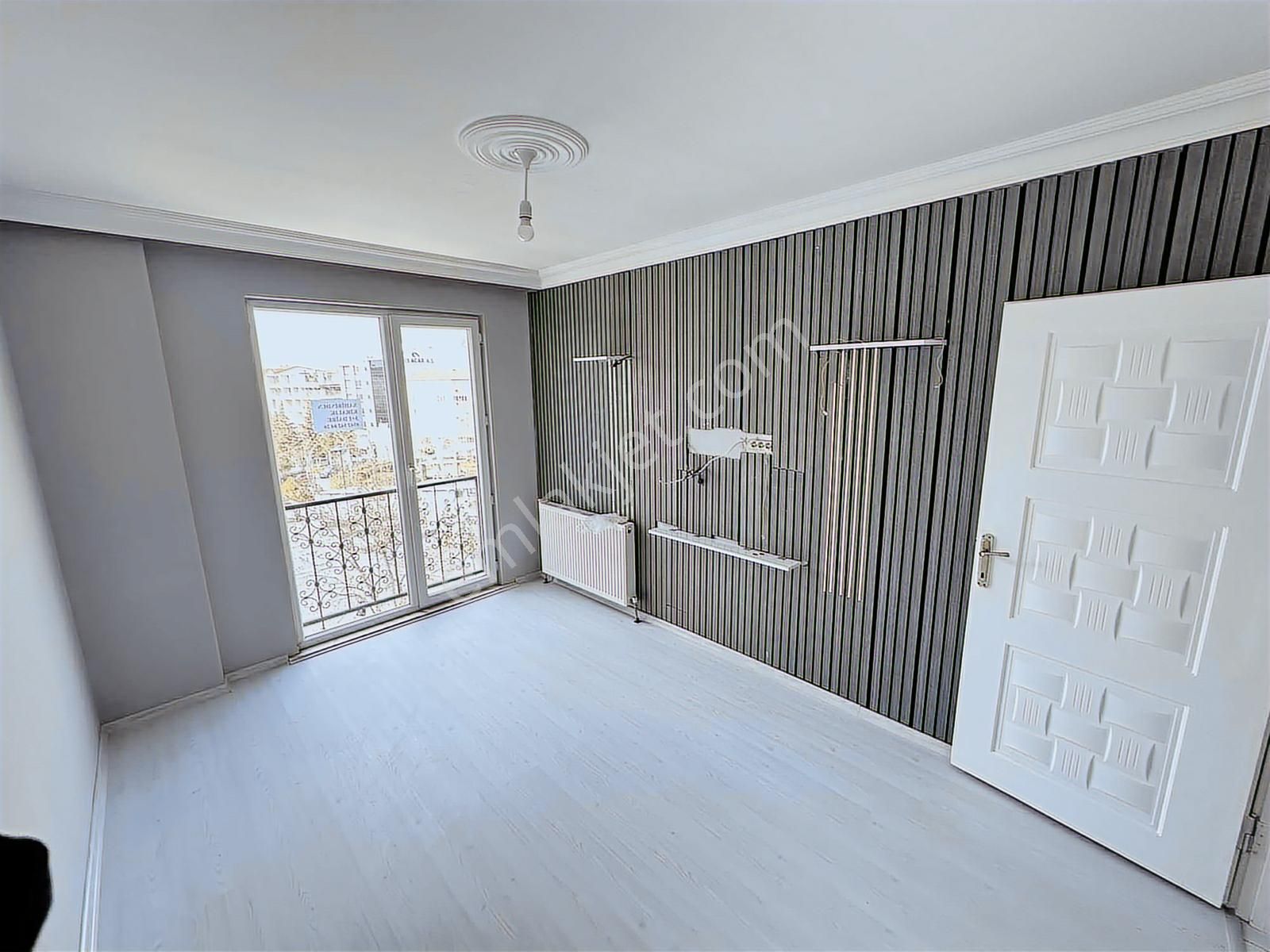 Kapaklı Belediye Meydanında Kiralık 3+1 Daire - Görsel 17