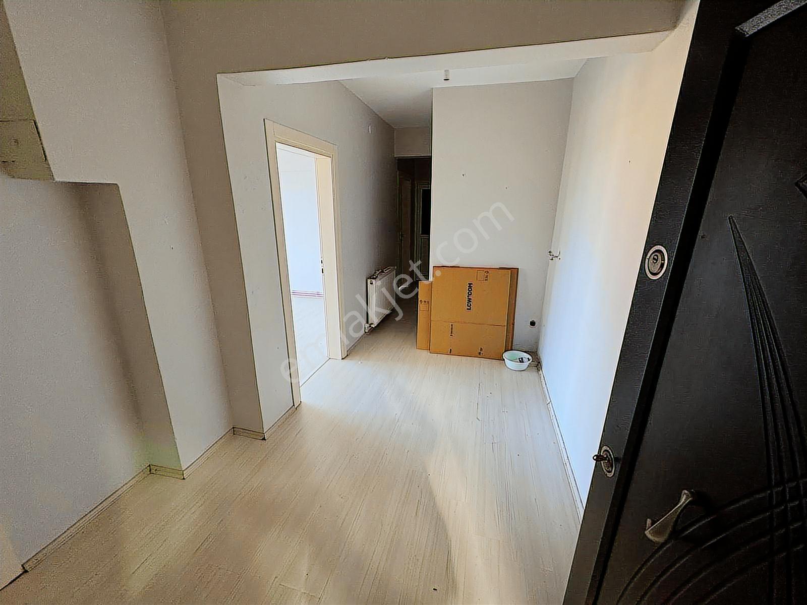 Ömercikler Çarşı Merkez'de Kiralık 2+1 Daire 3.kat Akyazı - Görsel 10