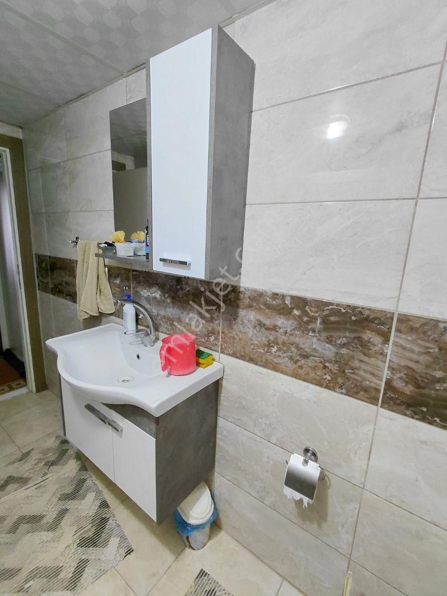 Satılık 2+1 Ferah Ve Kullanışlı Arakat Daire - Görsel 14
