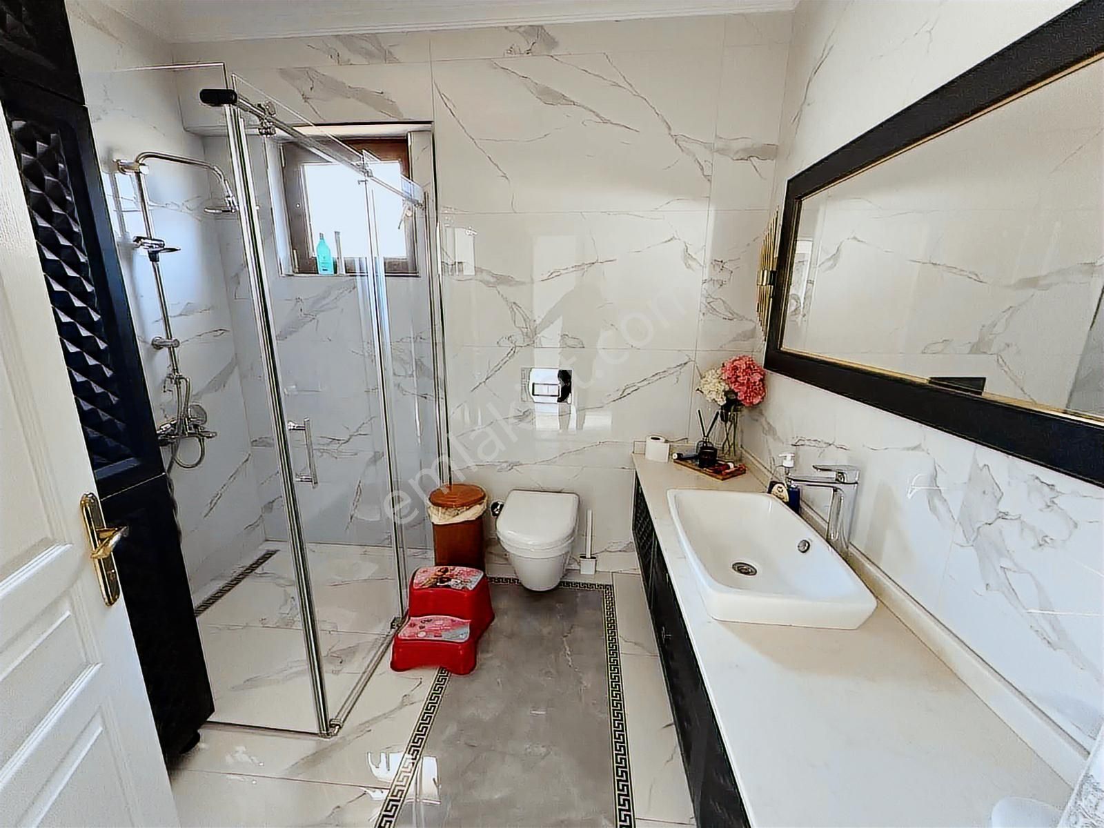 Serdivan Kemalpaşa Mahallesi Satılık 4+1. Villa - Görsel 4