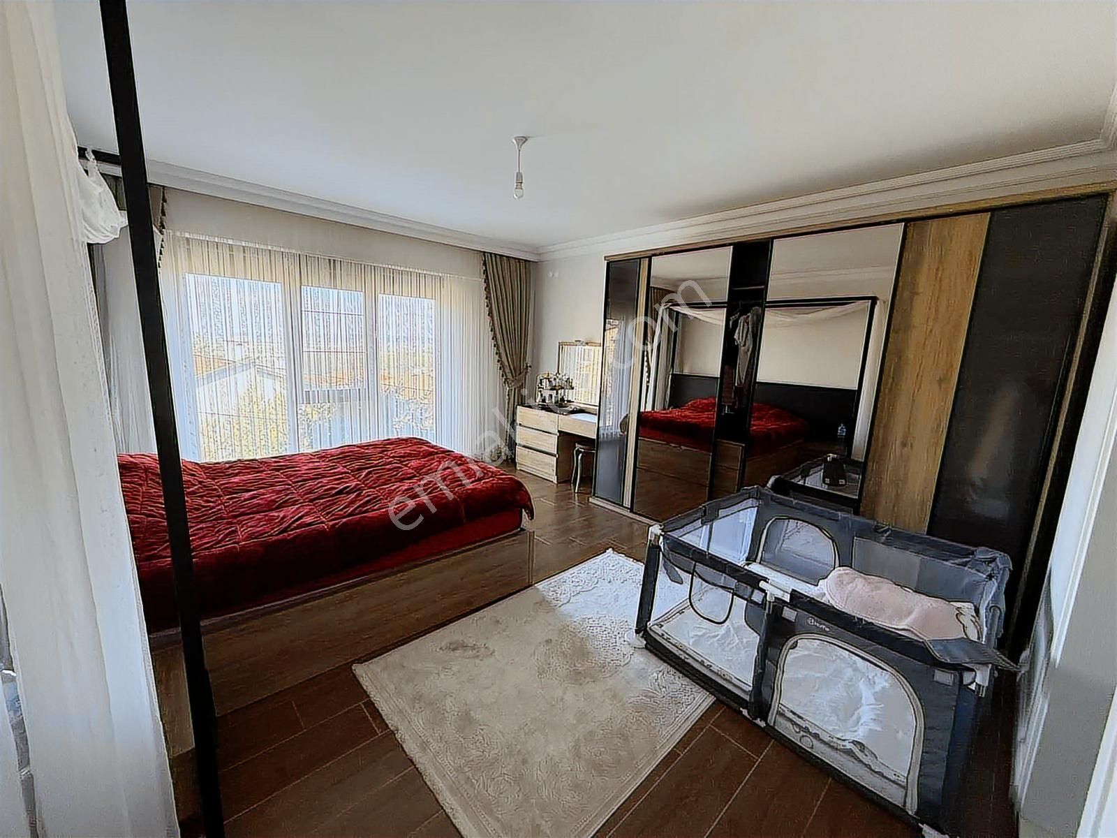 Serdivan Kemalpaşa Mahallesi Satılık 4+1. Villa - Görsel 3