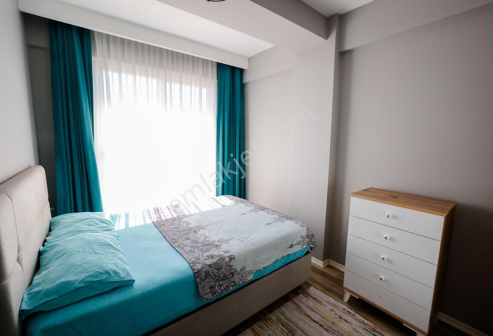 Foça Yenibağarası Mah.eşyalı Kiralık 2+1 Daire - Görsel 21